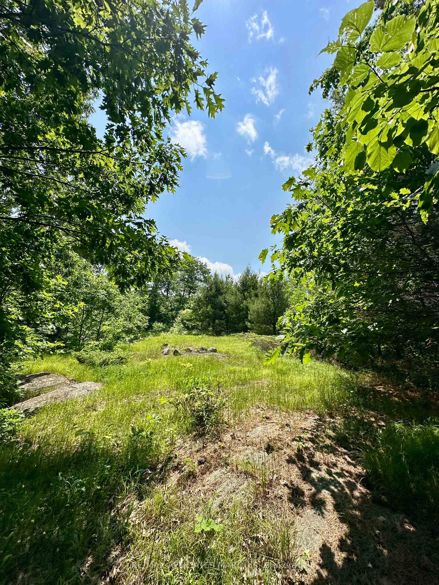 Photo 10 of 938 Crow Lake Road, Frontenac, Frontenac Centre — HOMEH