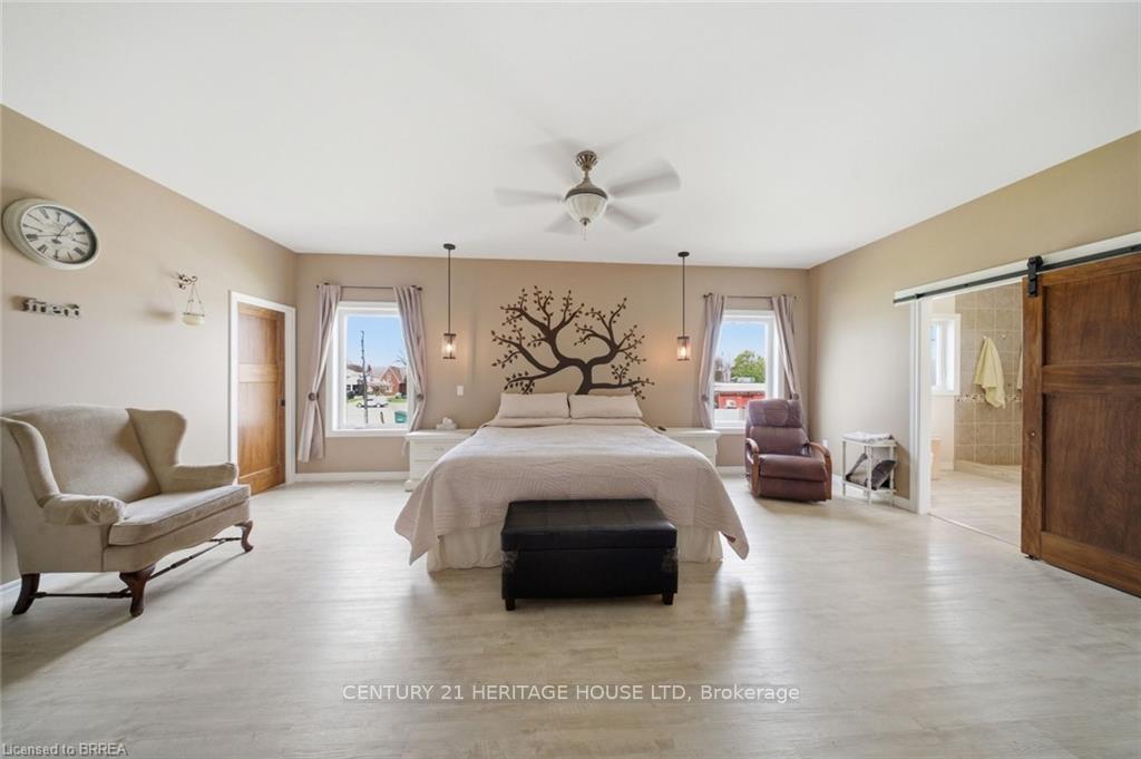 Photo 23 of 5 Echo Villa Avenue, Brantford, Echo Place — HOMEH