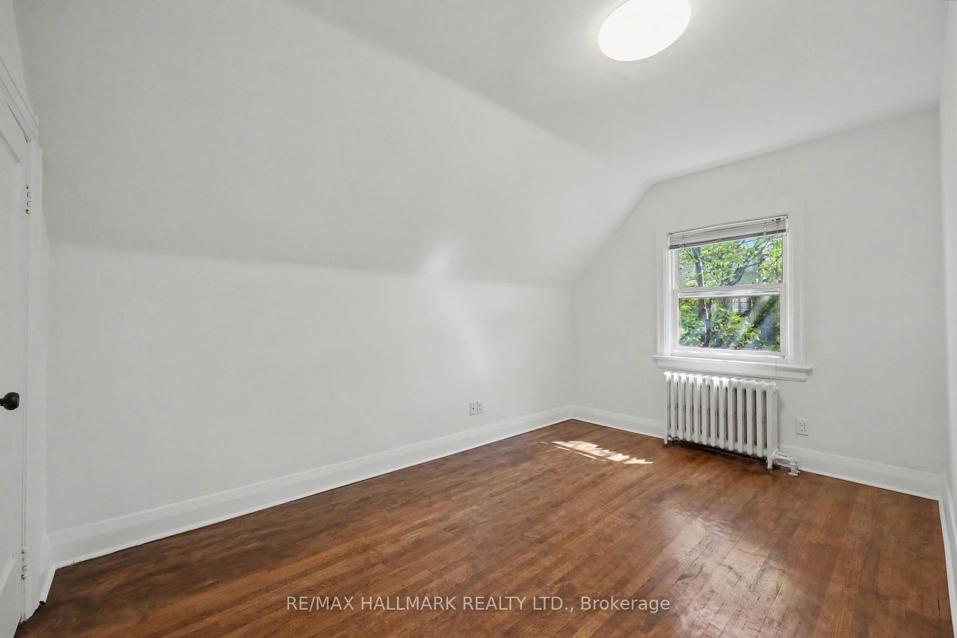 Photo 11 of 67 Gilgorm Road, Toronto, Forest Hill North — HOMEH