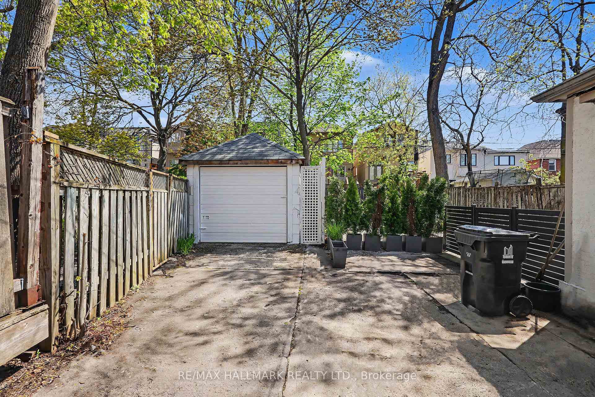 Photo 18 of 67 Gilgorm Road, Toronto, Forest Hill North — HOMEH