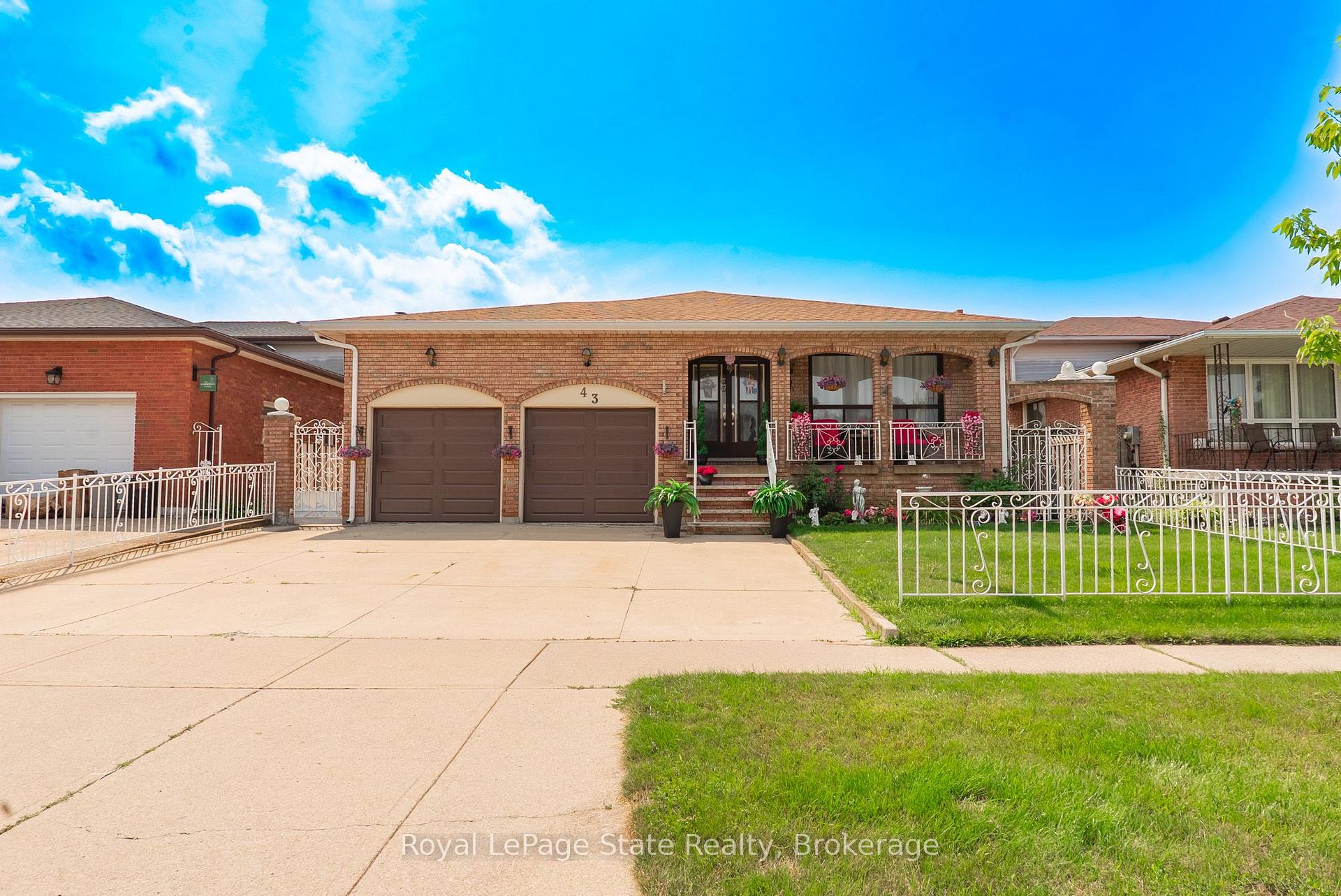 Photo 1 of 43 Henley Drive, Hamilton, Stoney Creek — HOMEH