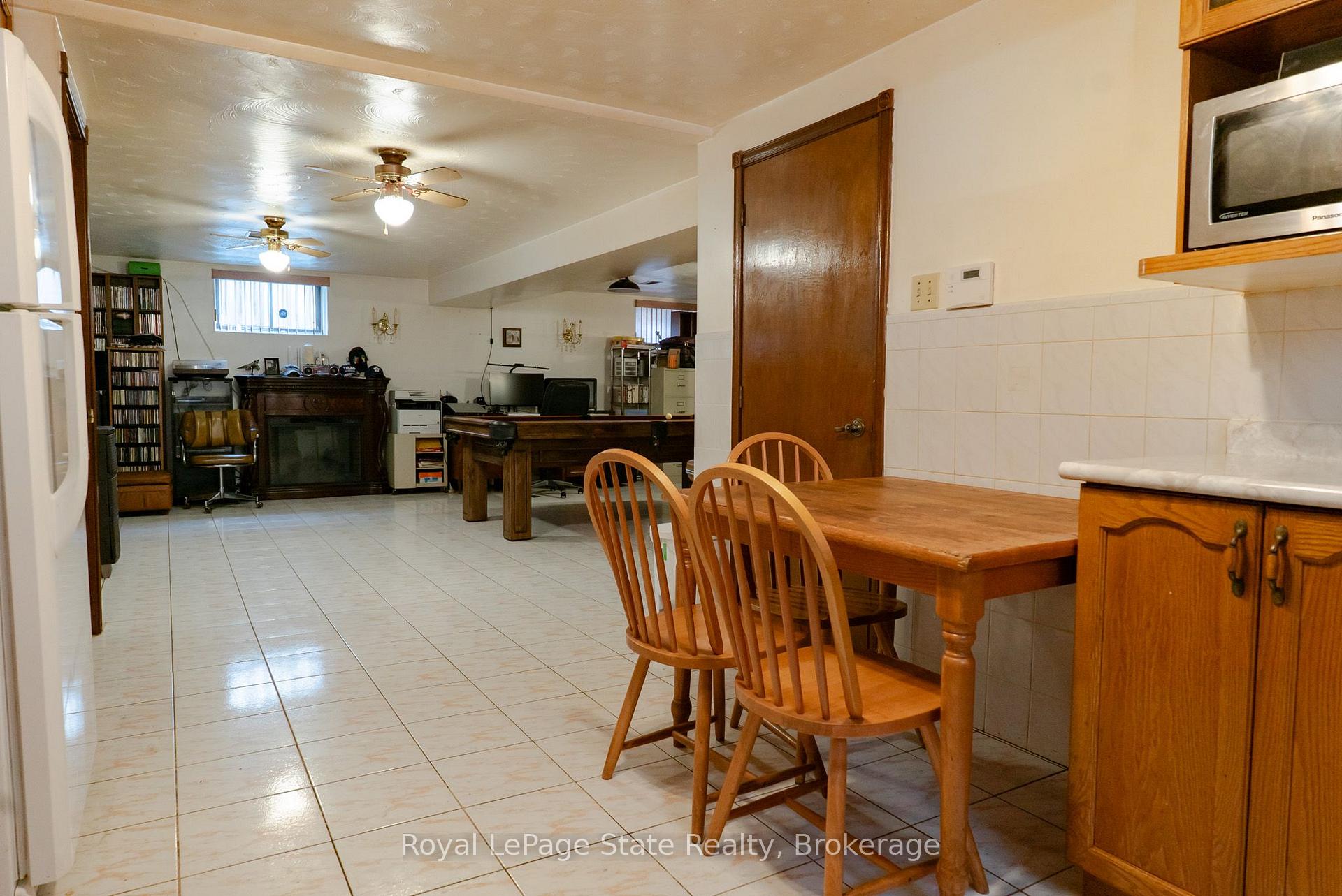 Photo 25 of 43 Henley Drive, Hamilton, Stoney Creek — HOMEH