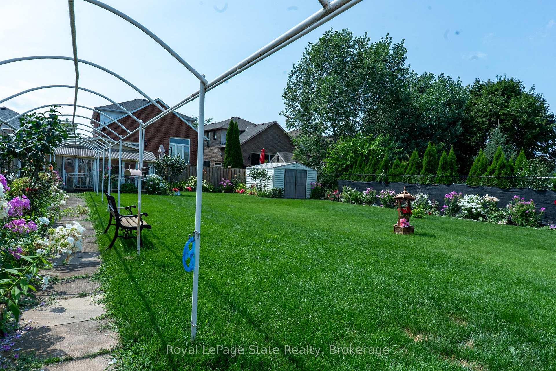 Photo 34 of 43 Henley Drive, Hamilton, Stoney Creek — HOMEH