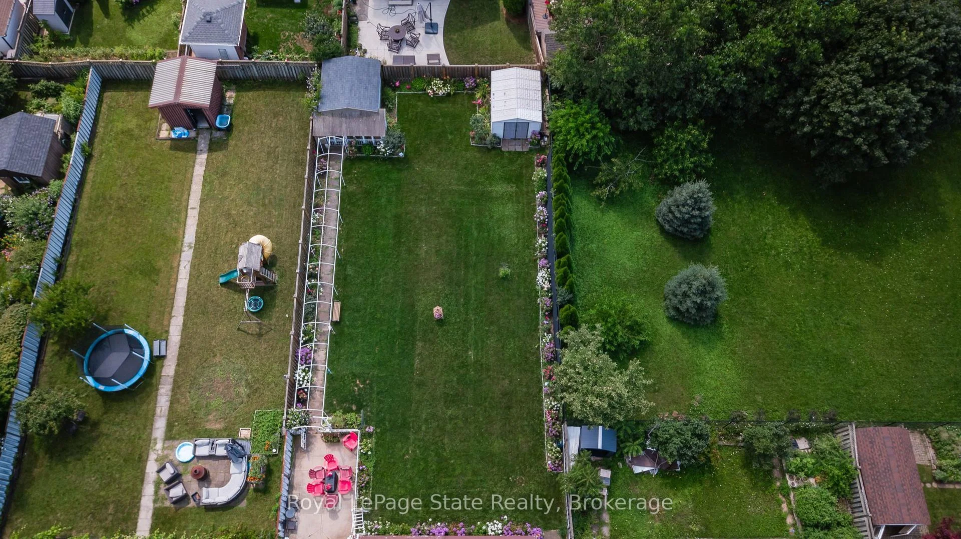 Photo 42 of 43 Henley Drive, Hamilton, Stoney Creek — HOMEH