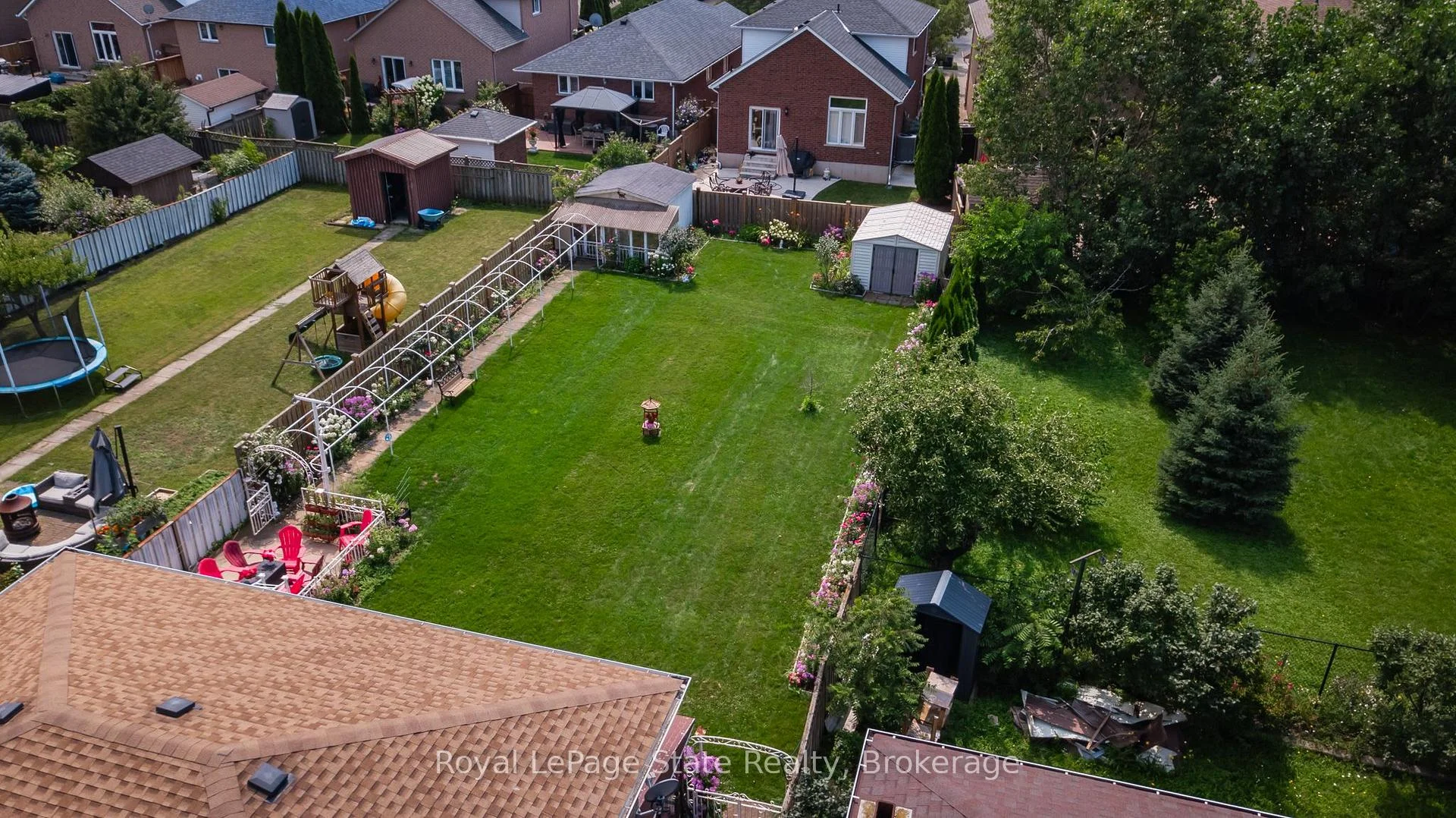 Photo 43 of 43 Henley Drive, Hamilton, Stoney Creek — HOMEH
