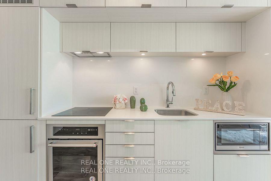 Photo 7 of Unit 303, 80 Vanauley Street, Toronto, Kensington-Chinatown — HOMEH