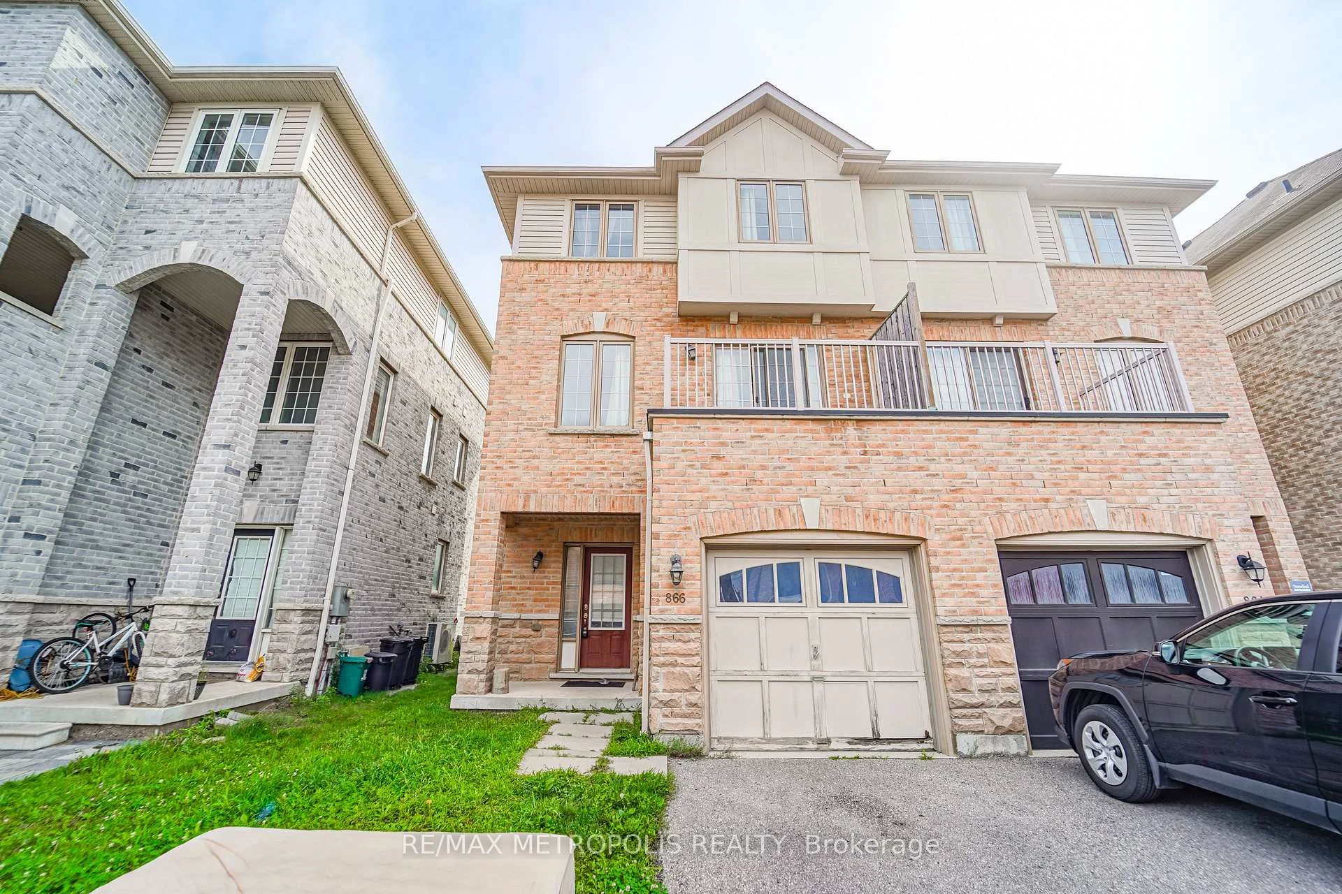 Photo 2 of 866 Audley Road, Ajax, Central East — HOMEH