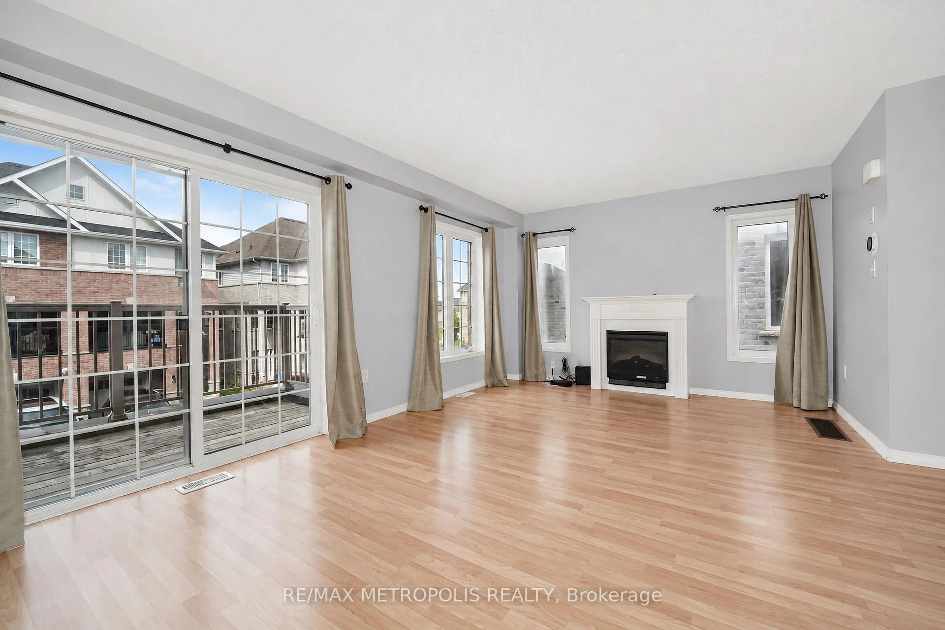 Photo 16 of 866 Audley Road, Ajax, Central East — HOMEH