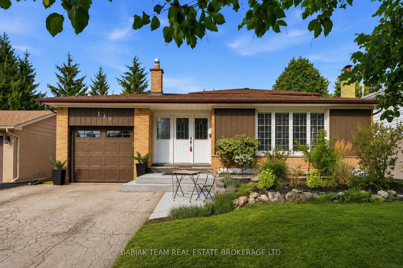Photo 1 of 149 Mountainview Road S, Halton Hills, Georgetown — HOMEH