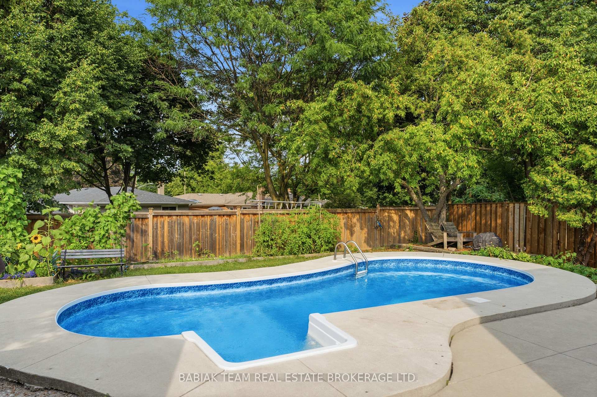 Photo 30 of 149 Mountainview Road S, Halton Hills, Georgetown — HOMEH