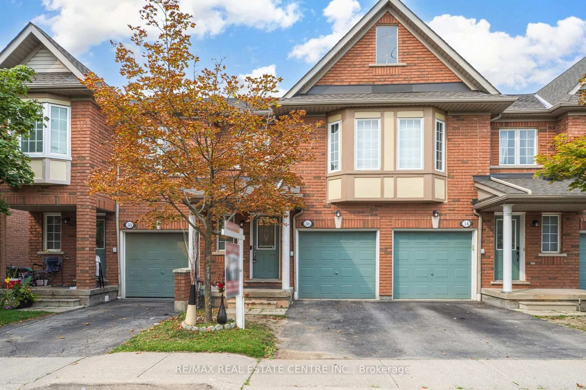 Front of Unit # 36, 770 Othello Court