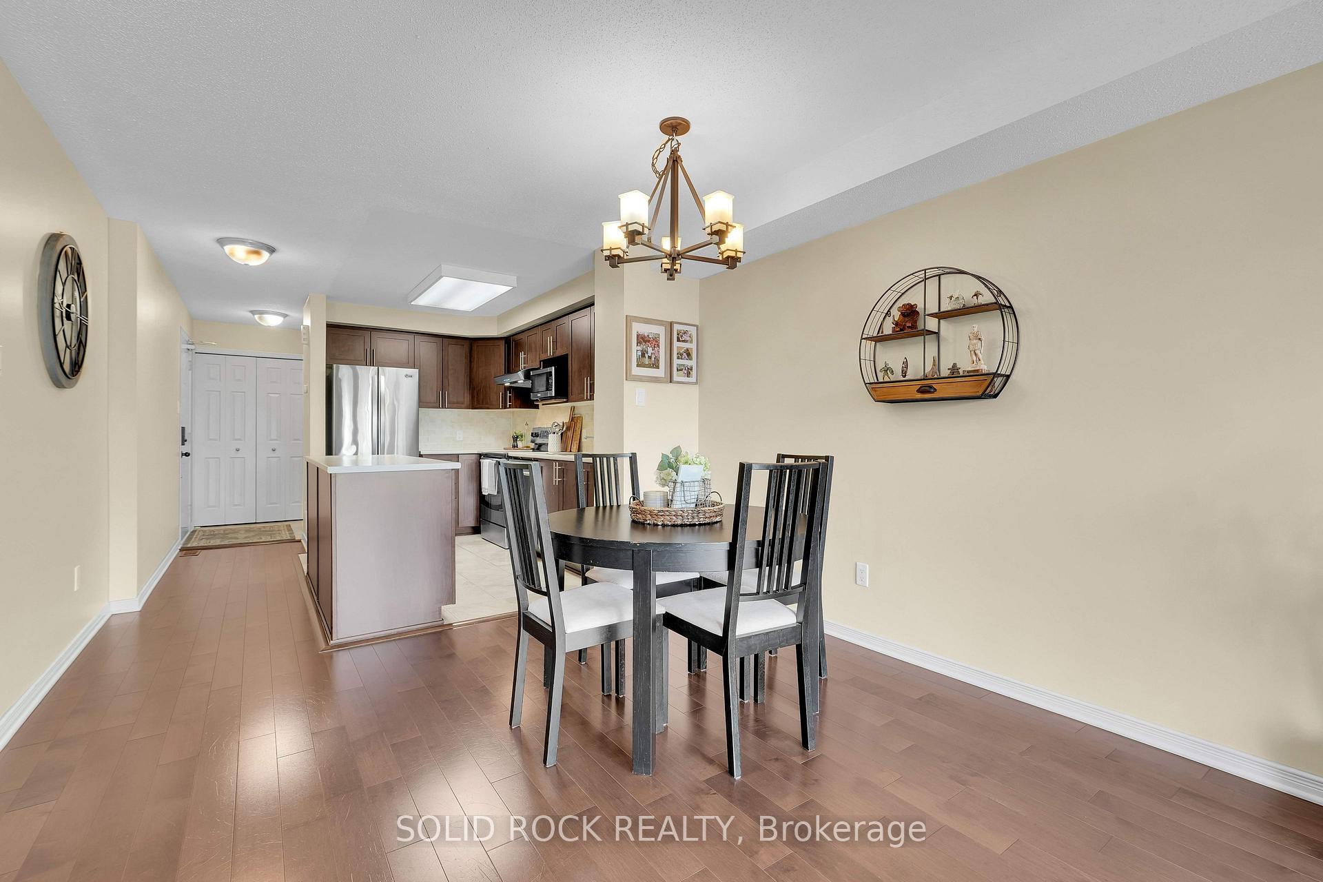 Photo 14 of 645 Reardon Private, Ottawa, Heron Gate/Industrial Park — HOMEH