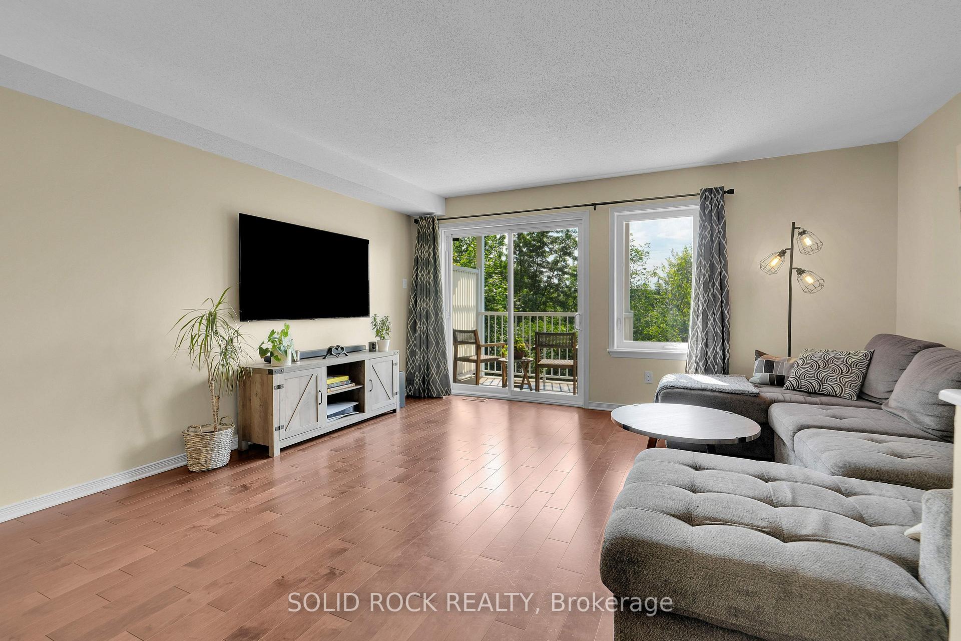 Photo 20 of 645 Reardon Private, Ottawa, Heron Gate/Industrial Park — HOMEH
