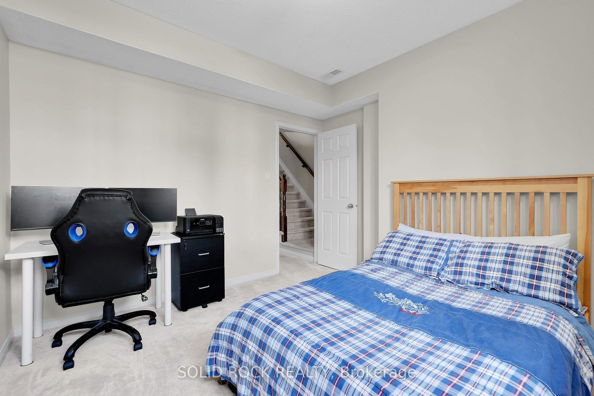 Photo 24 of 645 Reardon Private, Ottawa, Heron Gate/Industrial Park — HOMEH