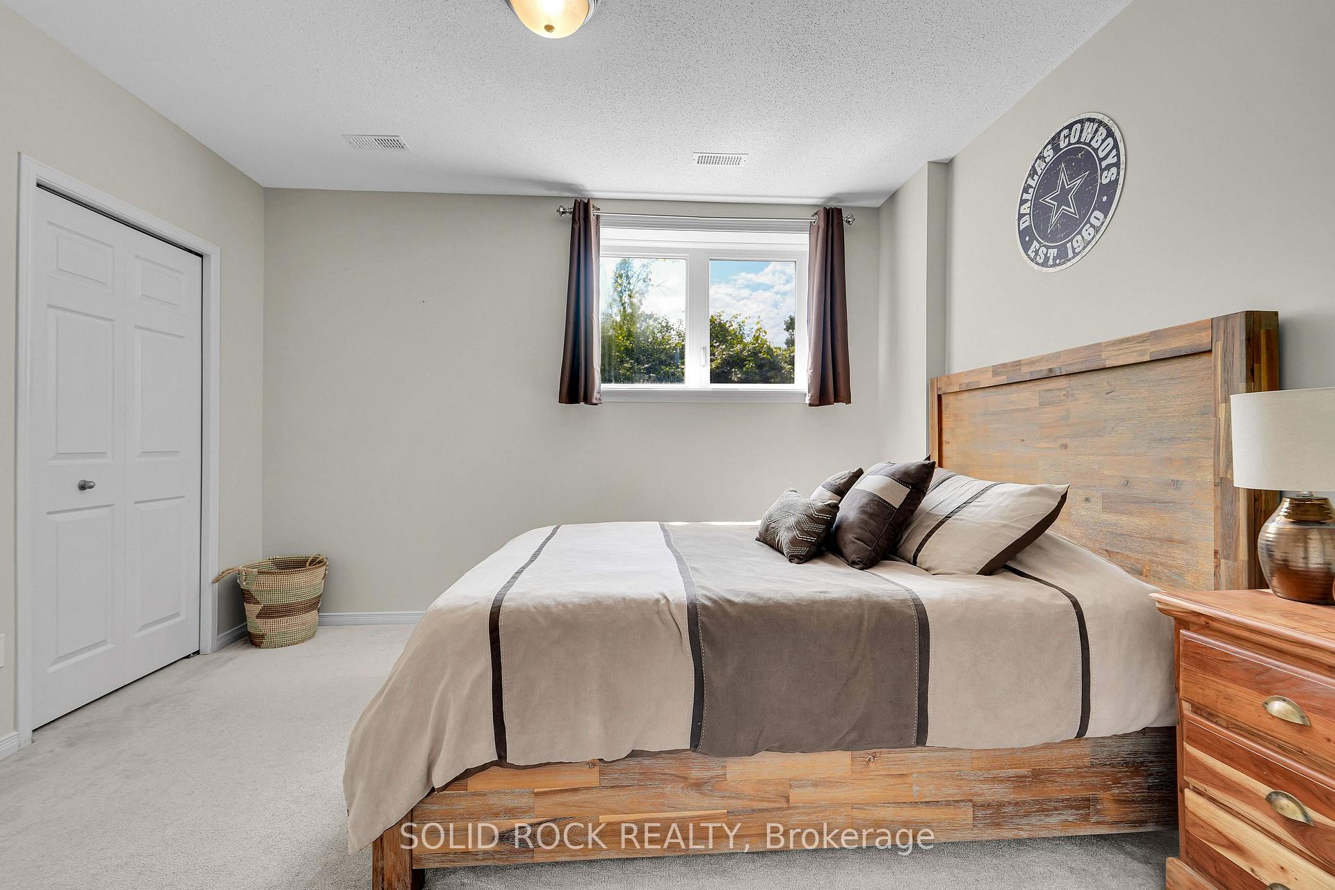Photo 25 of 645 Reardon Private, Ottawa, Heron Gate/Industrial Park — HOMEH