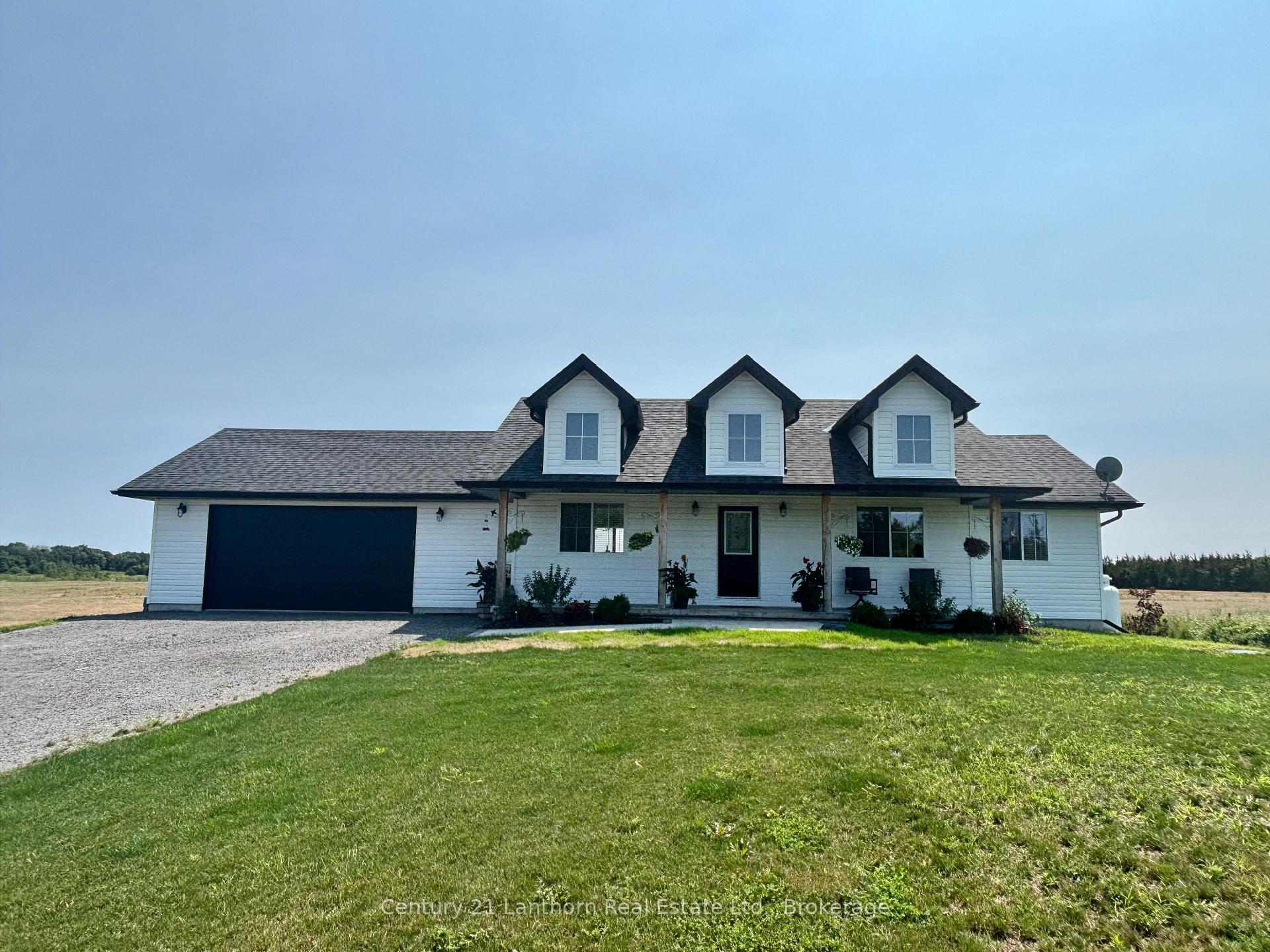 Photo 2 of 1232 County Road 7, Prince Edward County, North Marysburg Ward — HOMEH