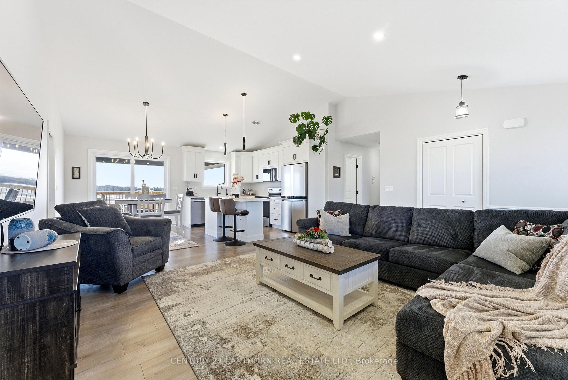 Photo 9 of 1232 County Road 7, Prince Edward County, North Marysburg Ward — HOMEH