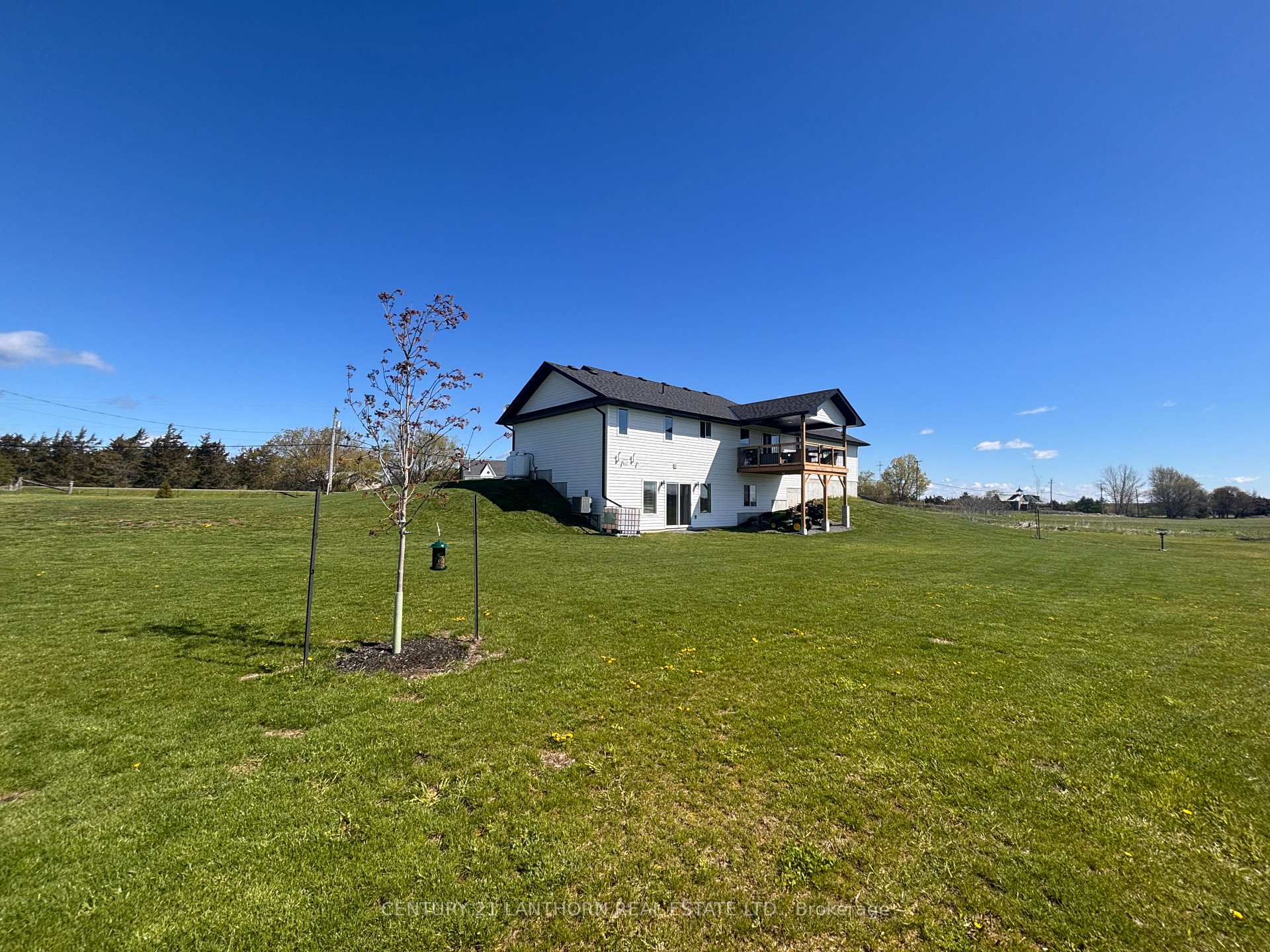 Photo 29 of 1232 County Road 7, Prince Edward County, North Marysburg Ward — HOMEH