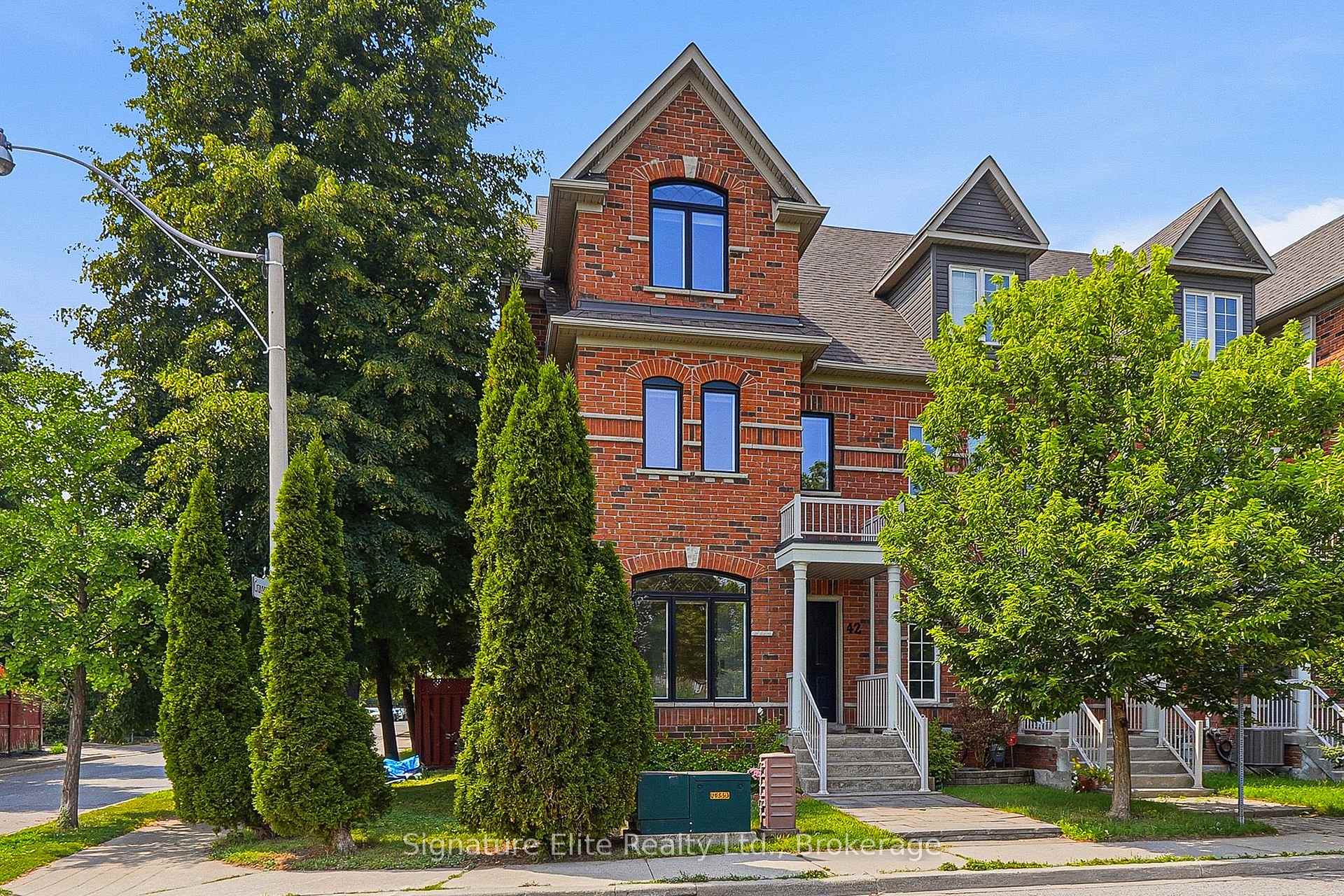 Photo 2 of Unit Main & Lower, 42 William Hancox Avenue, Toronto, East End-Danforth — HOMEH