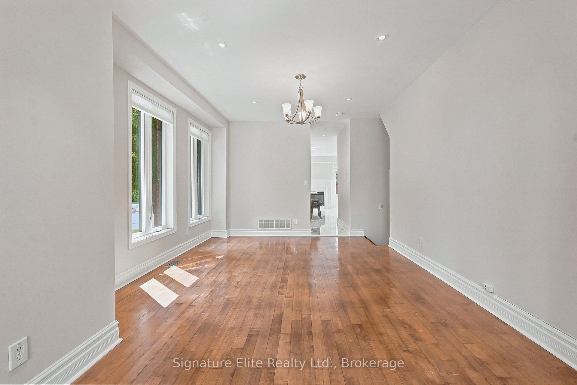 Photo 6 of Unit Main & Lower, 42 William Hancox Avenue, Toronto, East End-Danforth — HOMEH