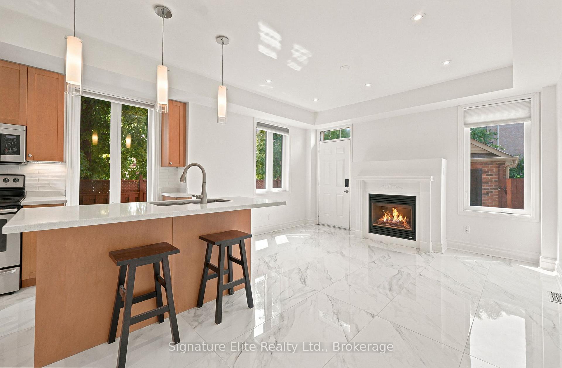 Photo 8 of Unit Main & Lower, 42 William Hancox Avenue, Toronto, East End-Danforth — HOMEH