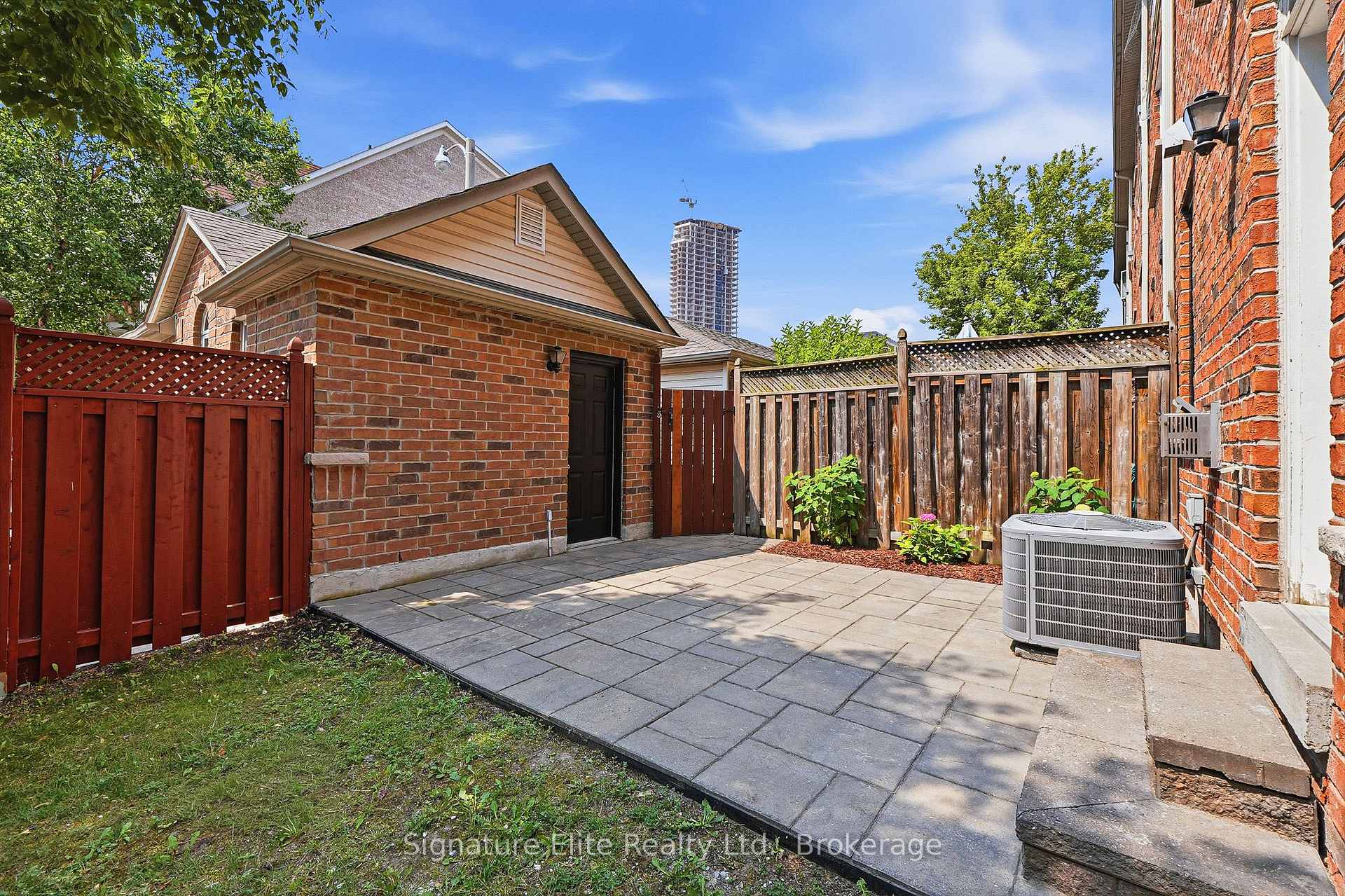 Photo 14 of Unit Main & Lower, 42 William Hancox Avenue, Toronto, East End-Danforth — HOMEH
