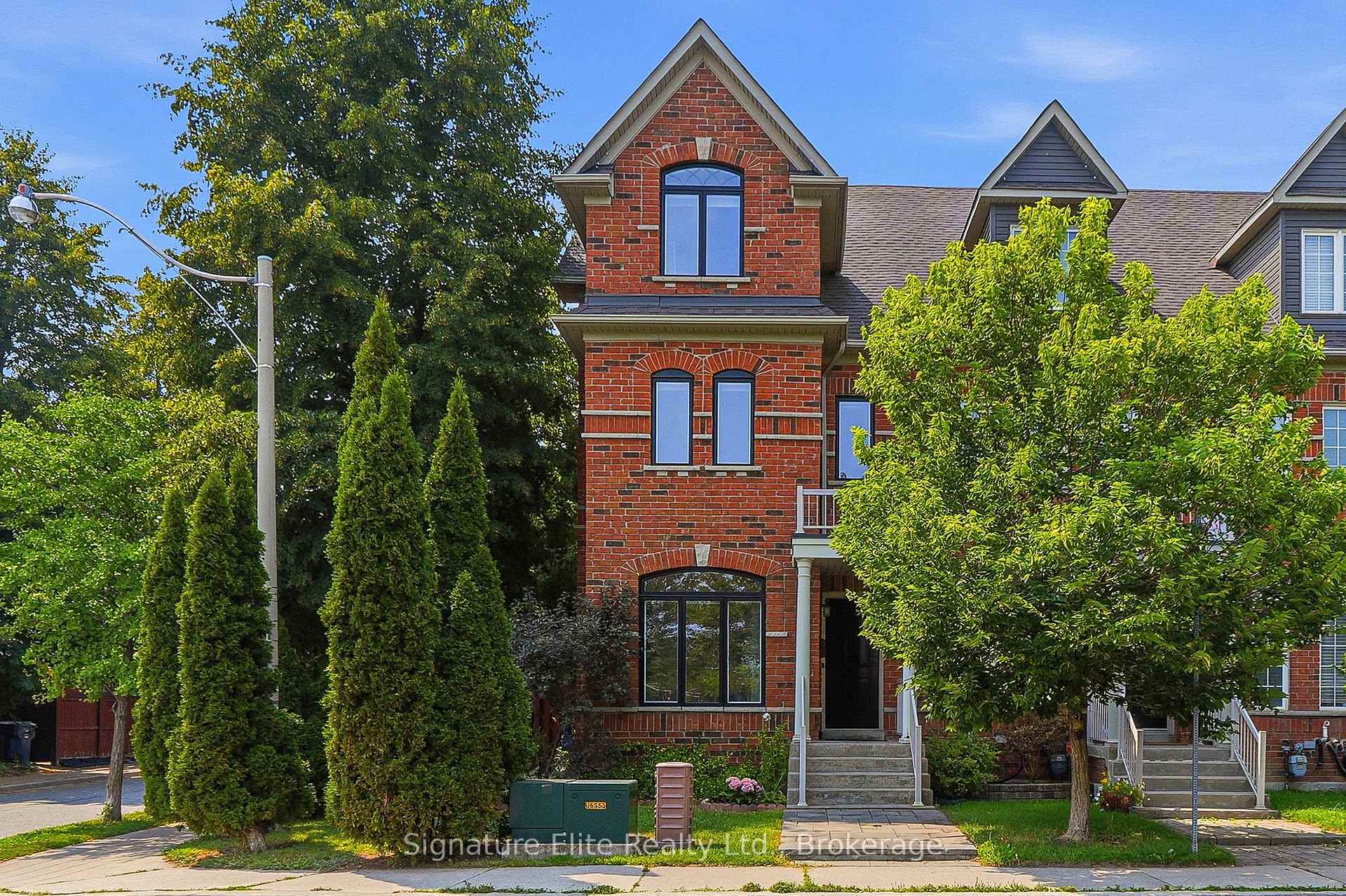 Photo 27 of Unit Main & Lower, 42 William Hancox Avenue, Toronto, East End-Danforth — HOMEH