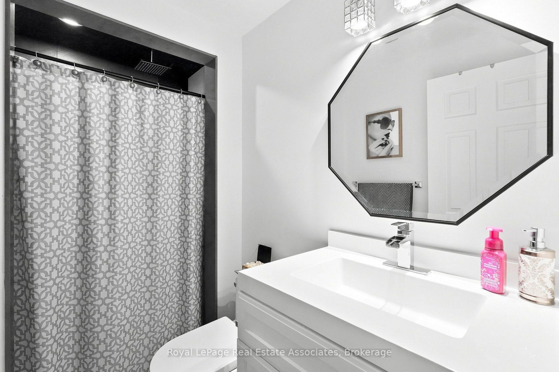 Photo 32 of 15 Quay Court, Hamilton, Quinndale — HOMEH