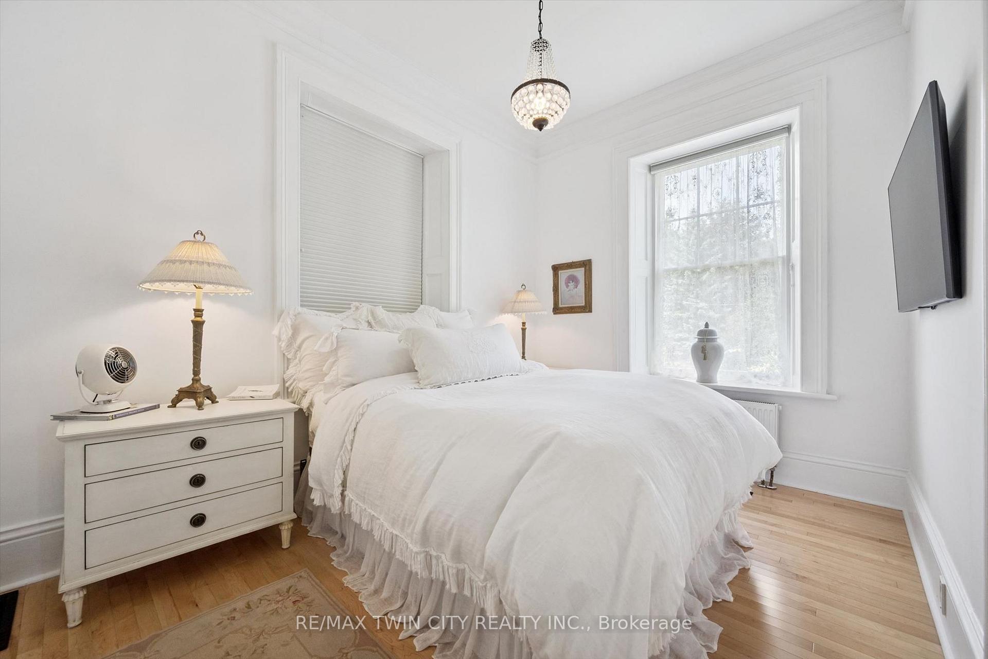 Photo 17 of 275 Geddes Street, Centre Wellington, Elora/Salem — HOMEH