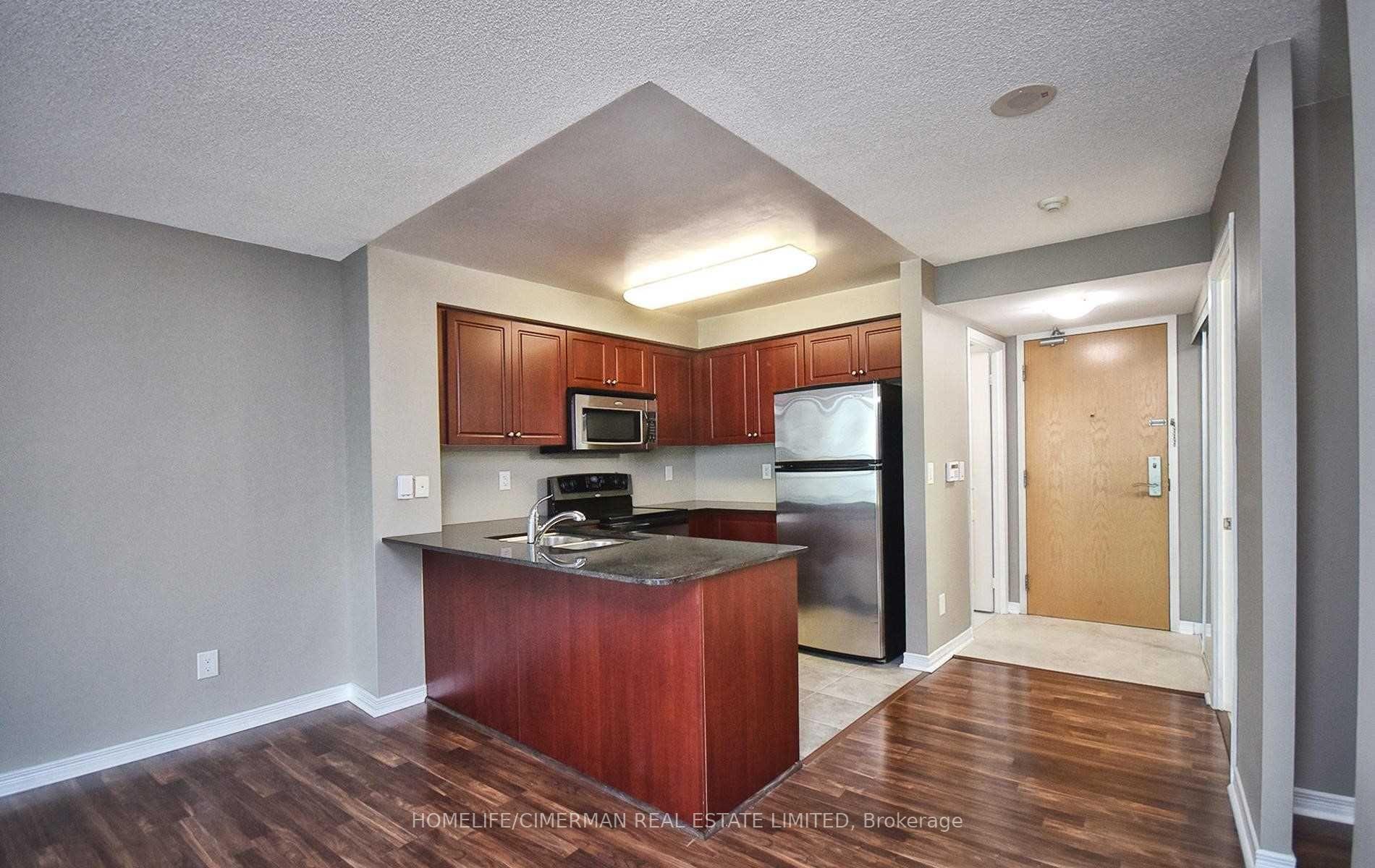 Photo 3 of Unit 602, 503 Beecroft Road, North York, Willowdale West — HOMEH