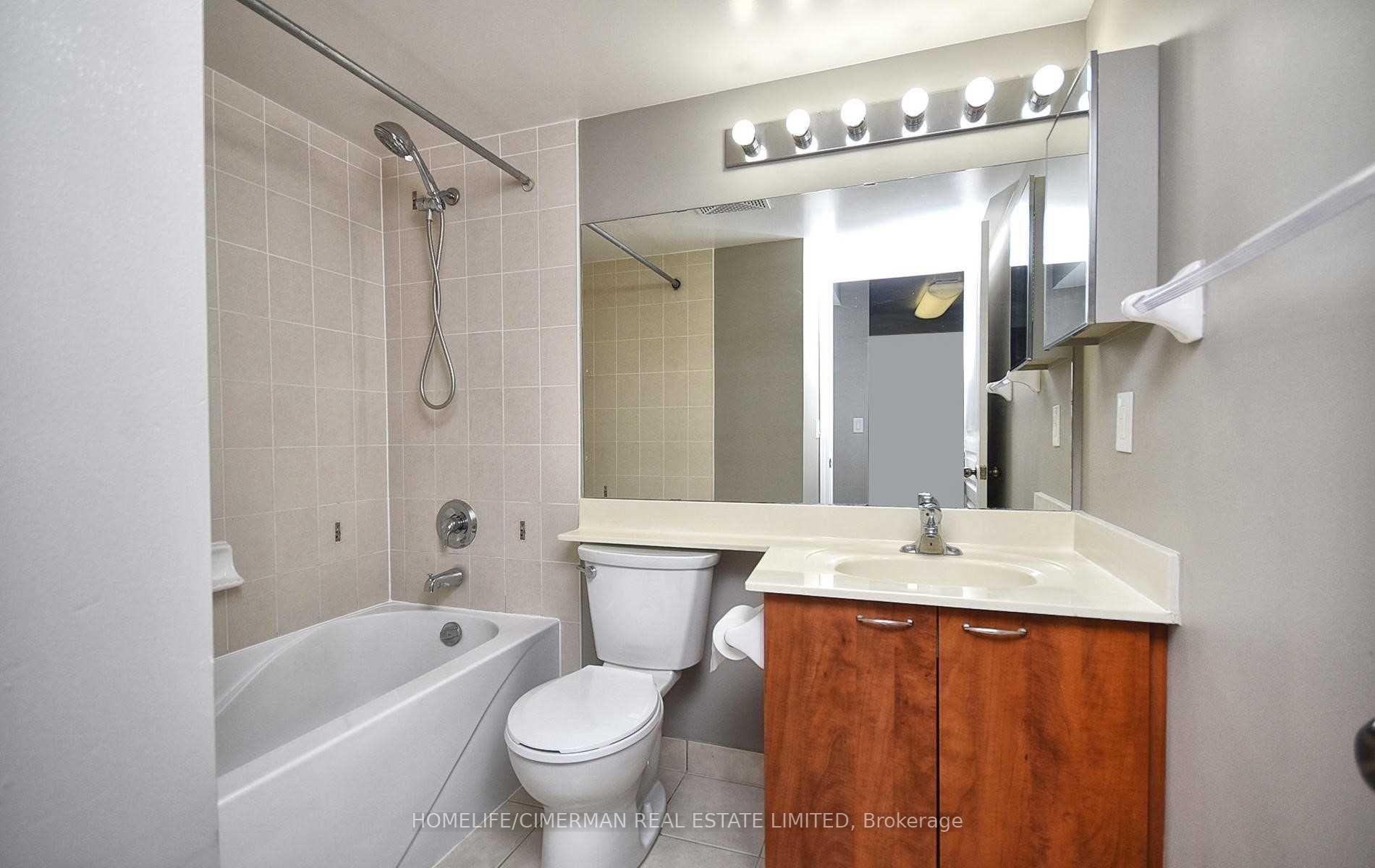 Photo 7 of Unit 602, 503 Beecroft Road, North York, Willowdale West — HOMEH