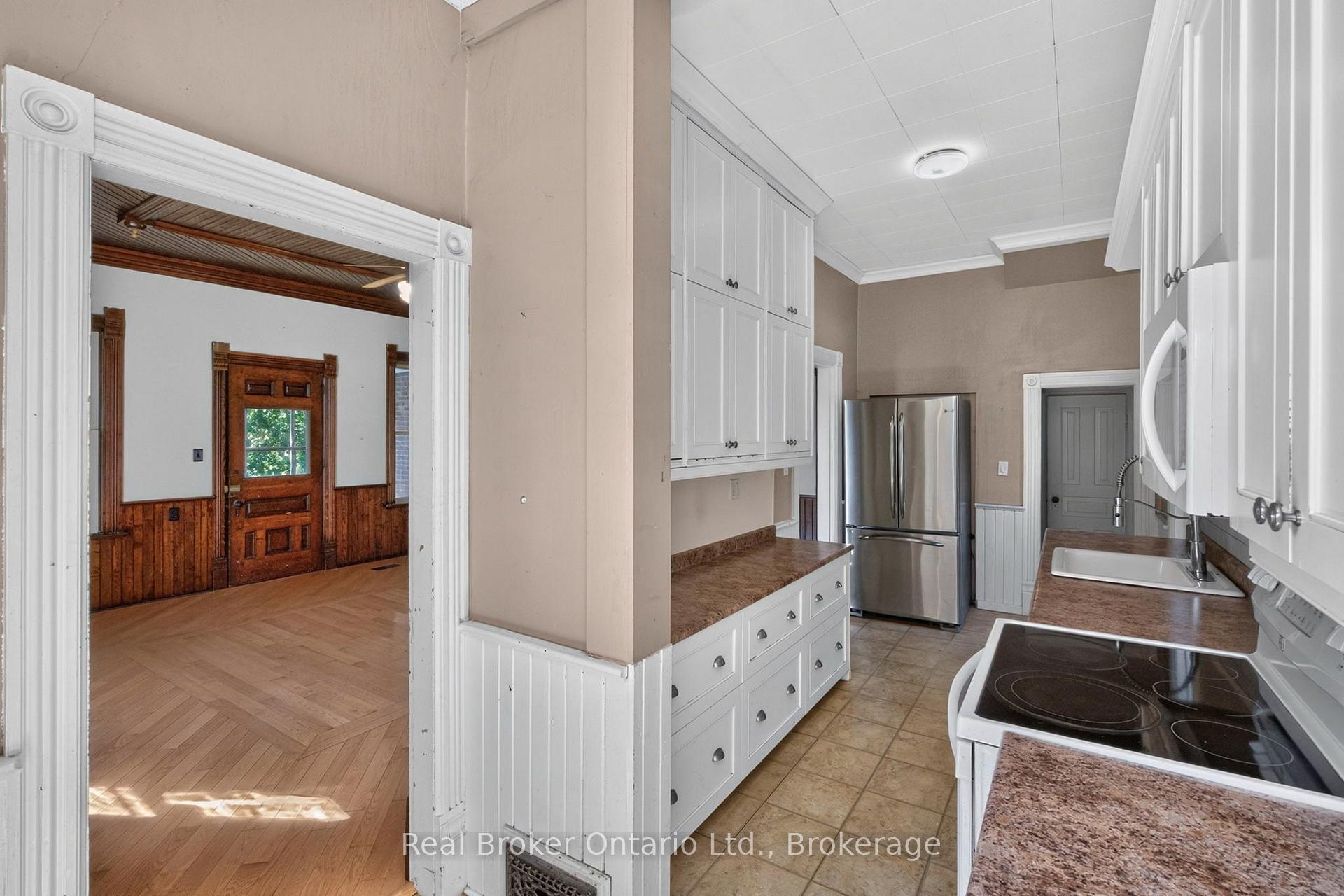 Photo 14 of 5494 Vasey Road, Tay, Rural Tay — HOMEH