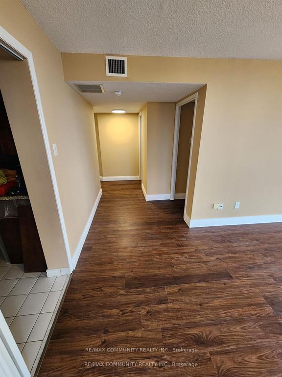 Photo 12 of Unit 804, 4727 Sheppard Avenue, Scarborough, Agincourt South-Malvern West — HOMEH