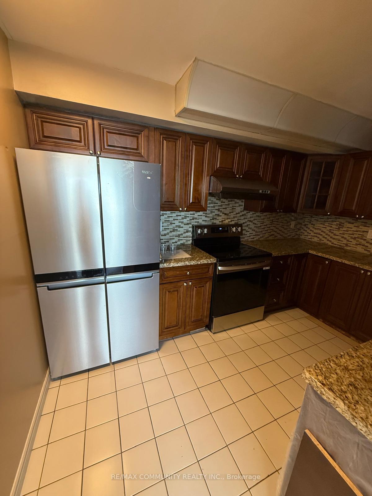 Photo 17 of Unit 804, 4727 Sheppard Avenue, Scarborough, Agincourt South-Malvern West — HOMEH