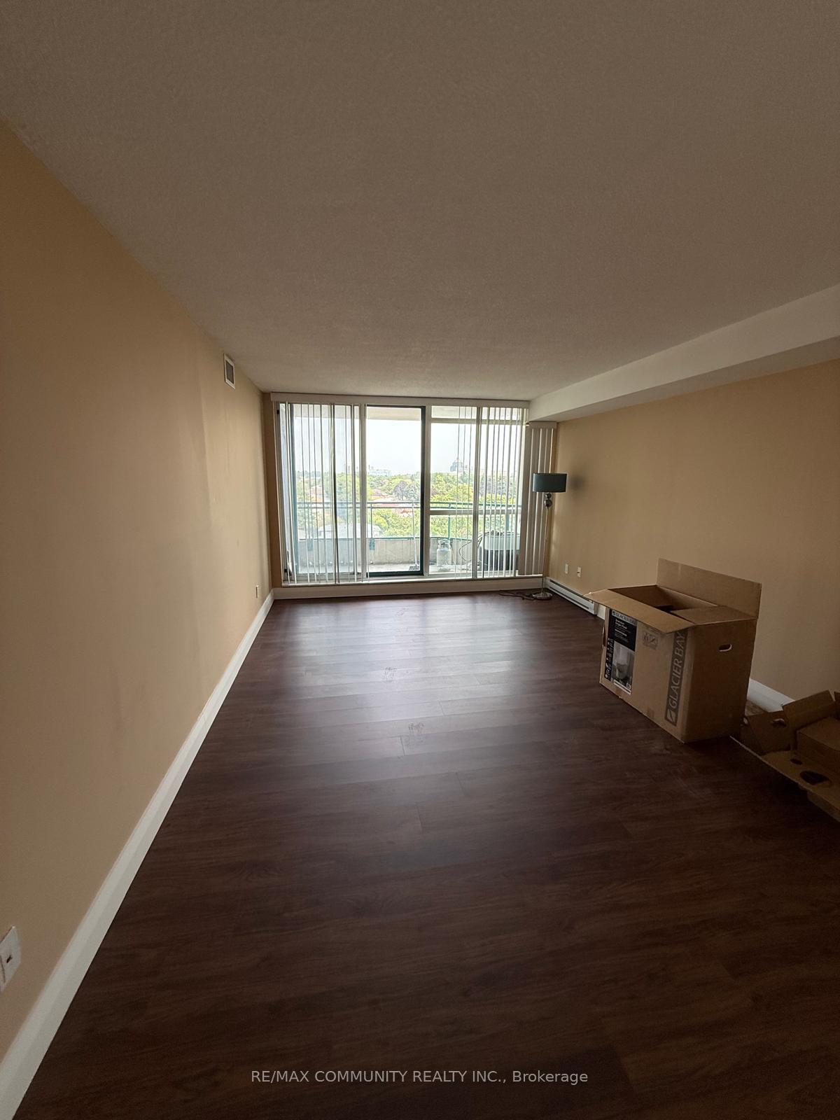 Photo 21 of Unit 804, 4727 Sheppard Avenue, Scarborough, Agincourt South-Malvern West — HOMEH