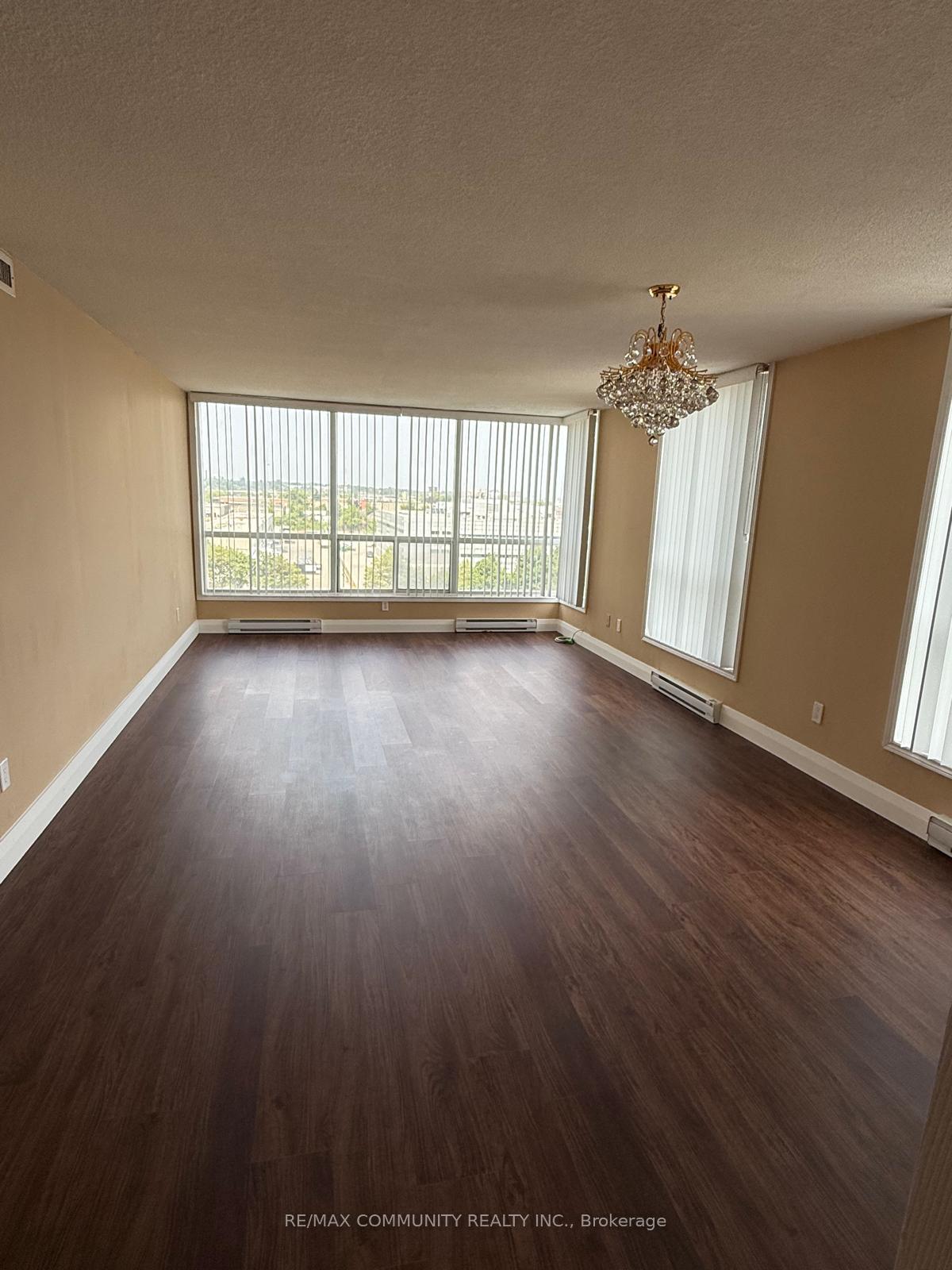 Photo 22 of Unit 804, 4727 Sheppard Avenue, Scarborough, Agincourt South-Malvern West — HOMEH
