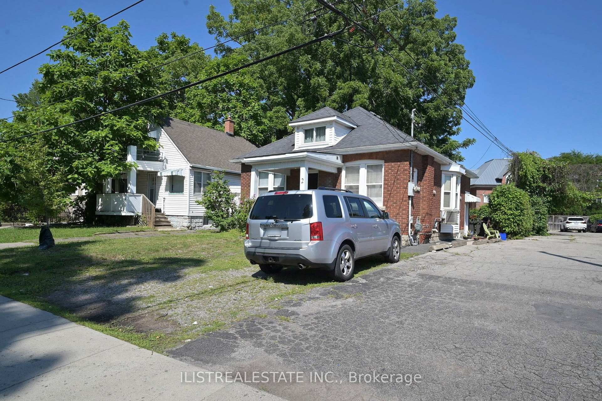 Photo 5 of 2 Norfolk Street N, Hamilton, Ainslie Wood — HOMEH