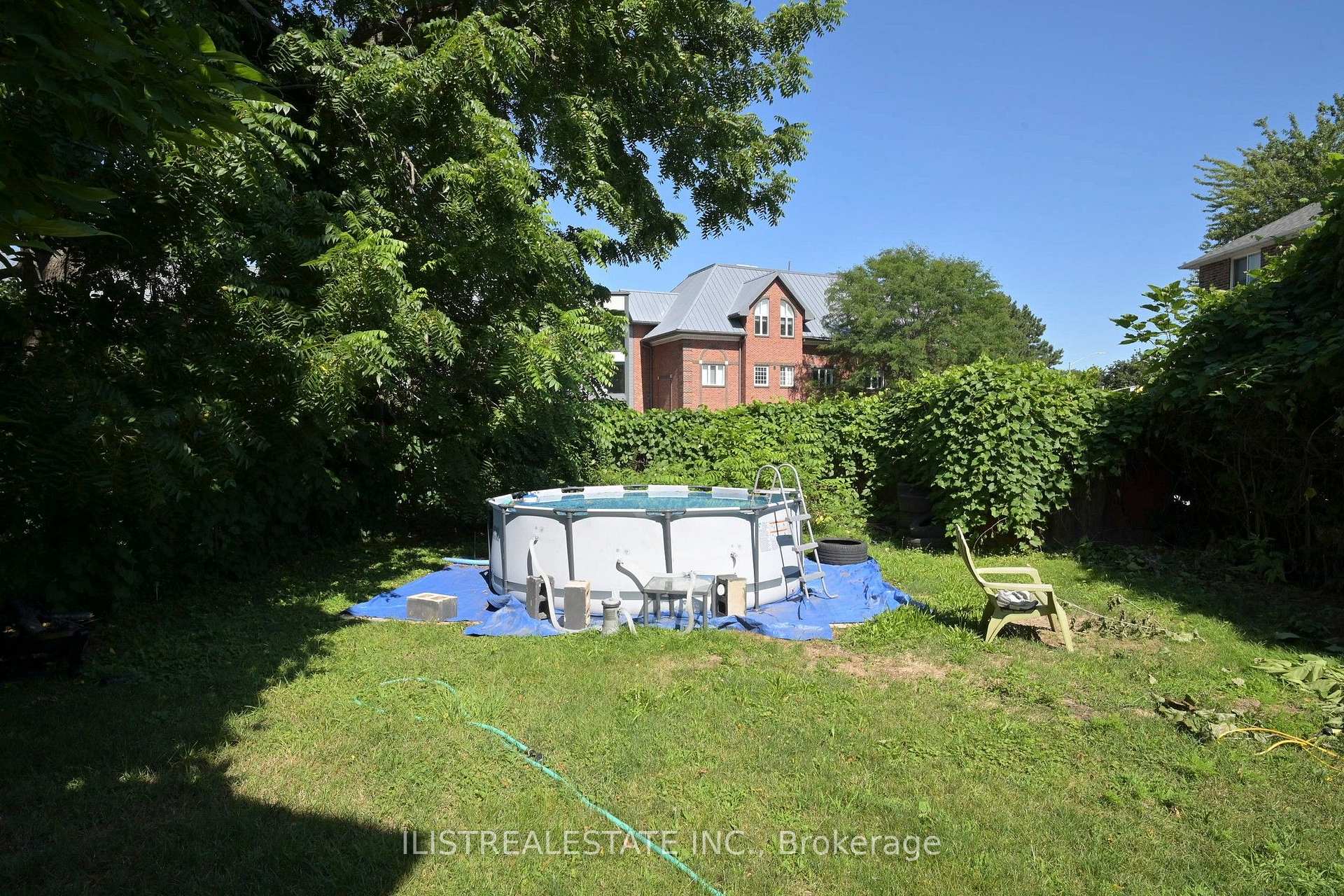 Photo 7 of 2 Norfolk Street N, Hamilton, Ainslie Wood — HOMEH