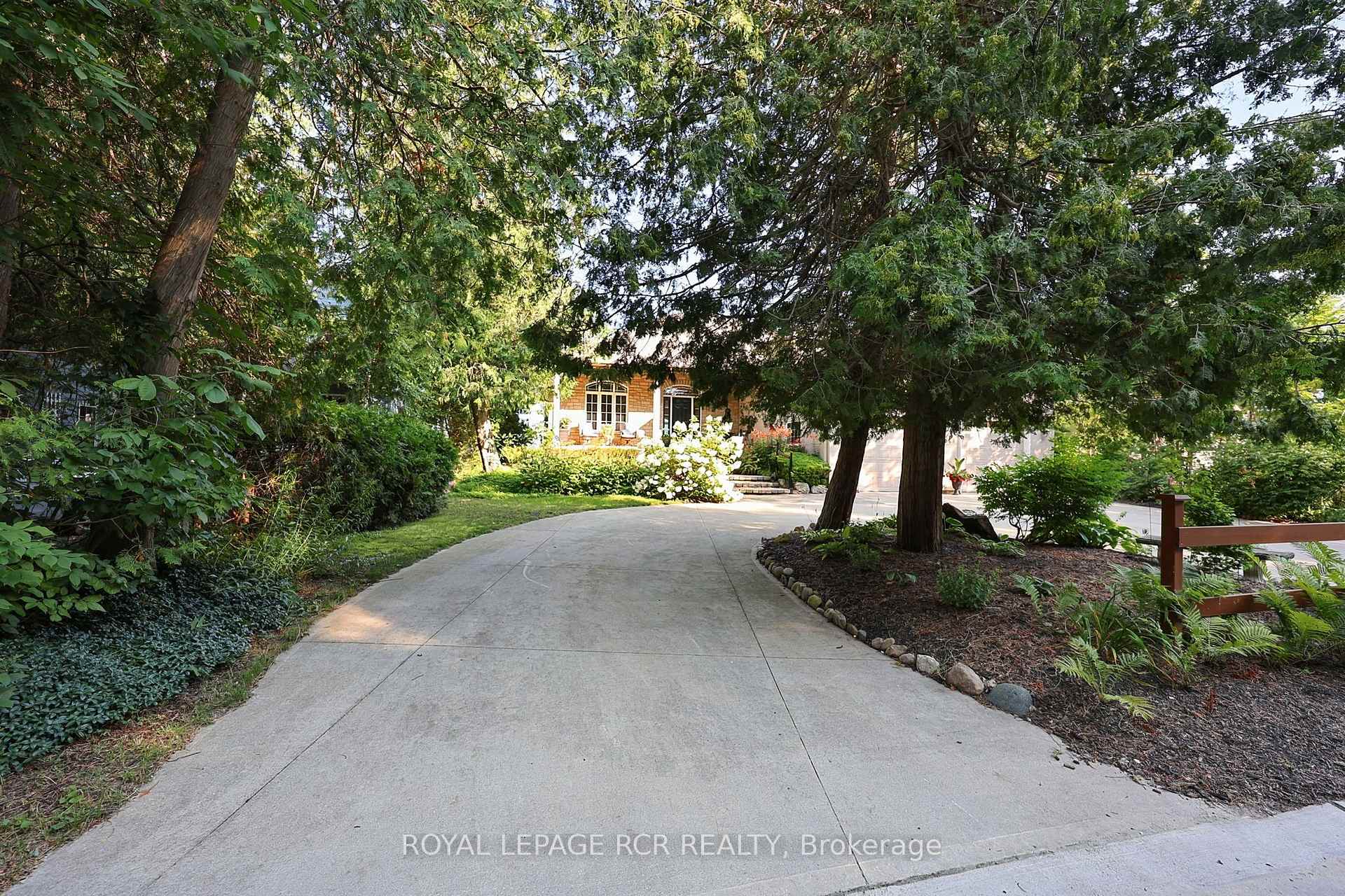 Photo 2 of 1068 Shore Lane, Wasaga Beach — HOMEH