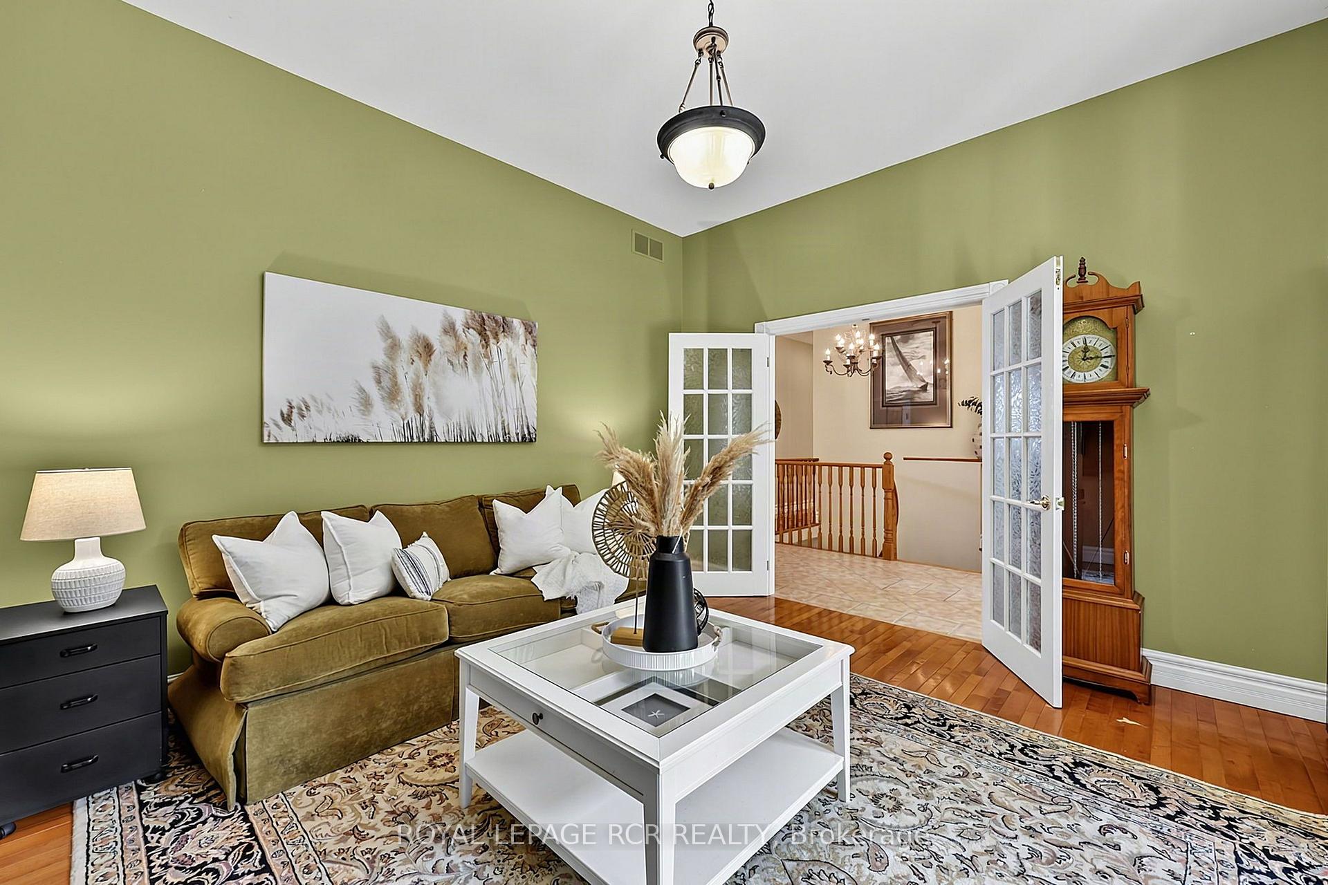 Photo 7 of 1068 Shore Lane, Wasaga Beach — HOMEH