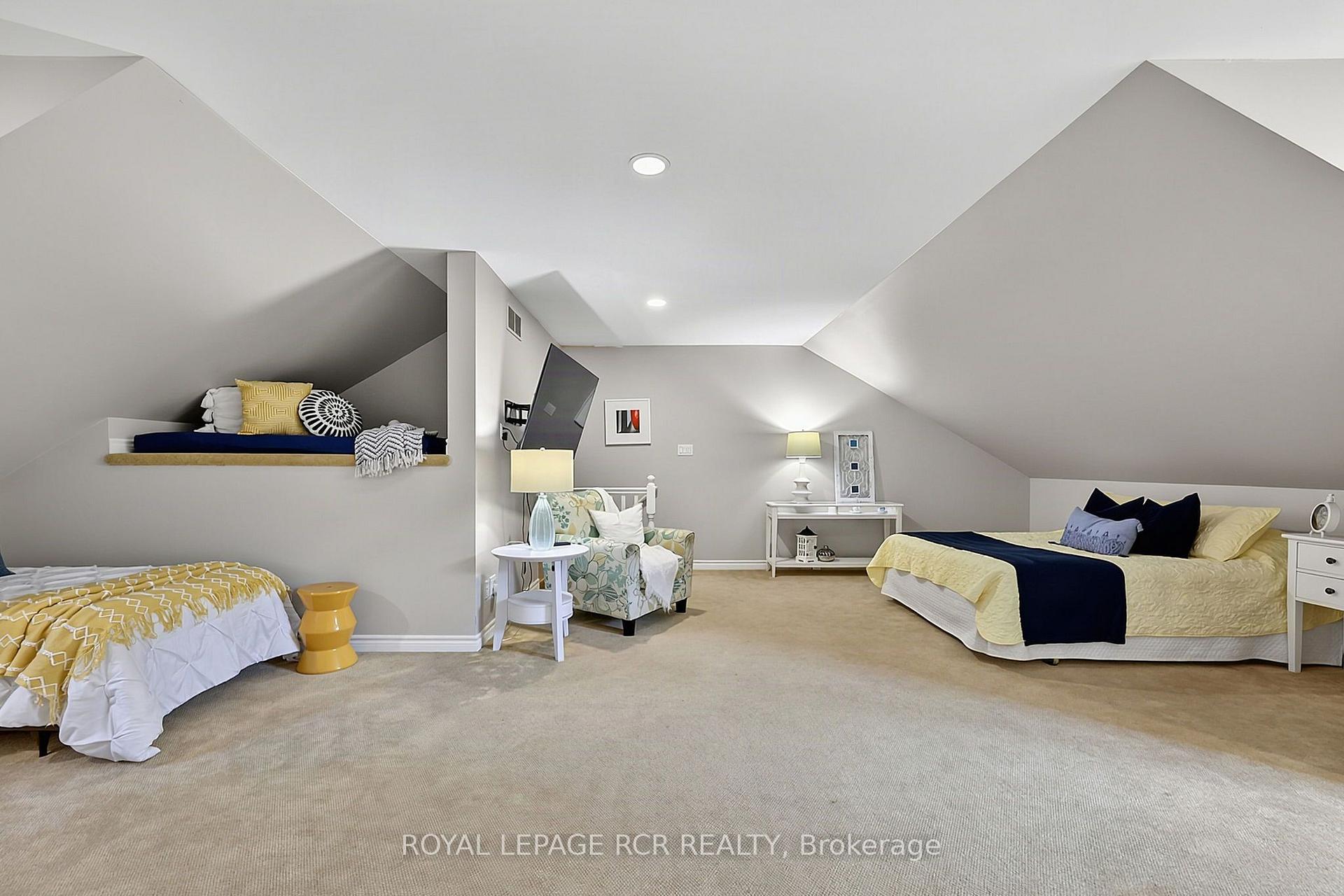 Photo 39 of 1068 Shore Lane, Wasaga Beach — HOMEH
