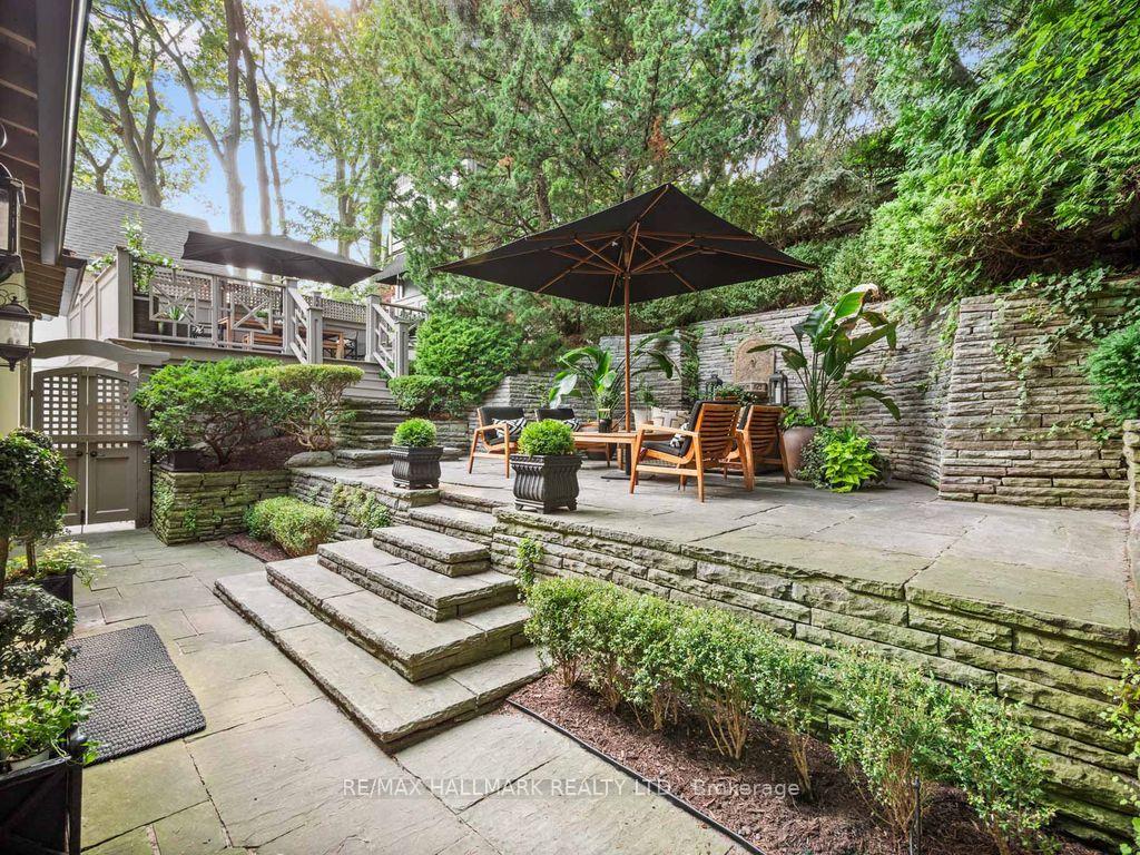 Photo 7 of 14 Pine Crescent, Toronto, The Beaches — HOMEH