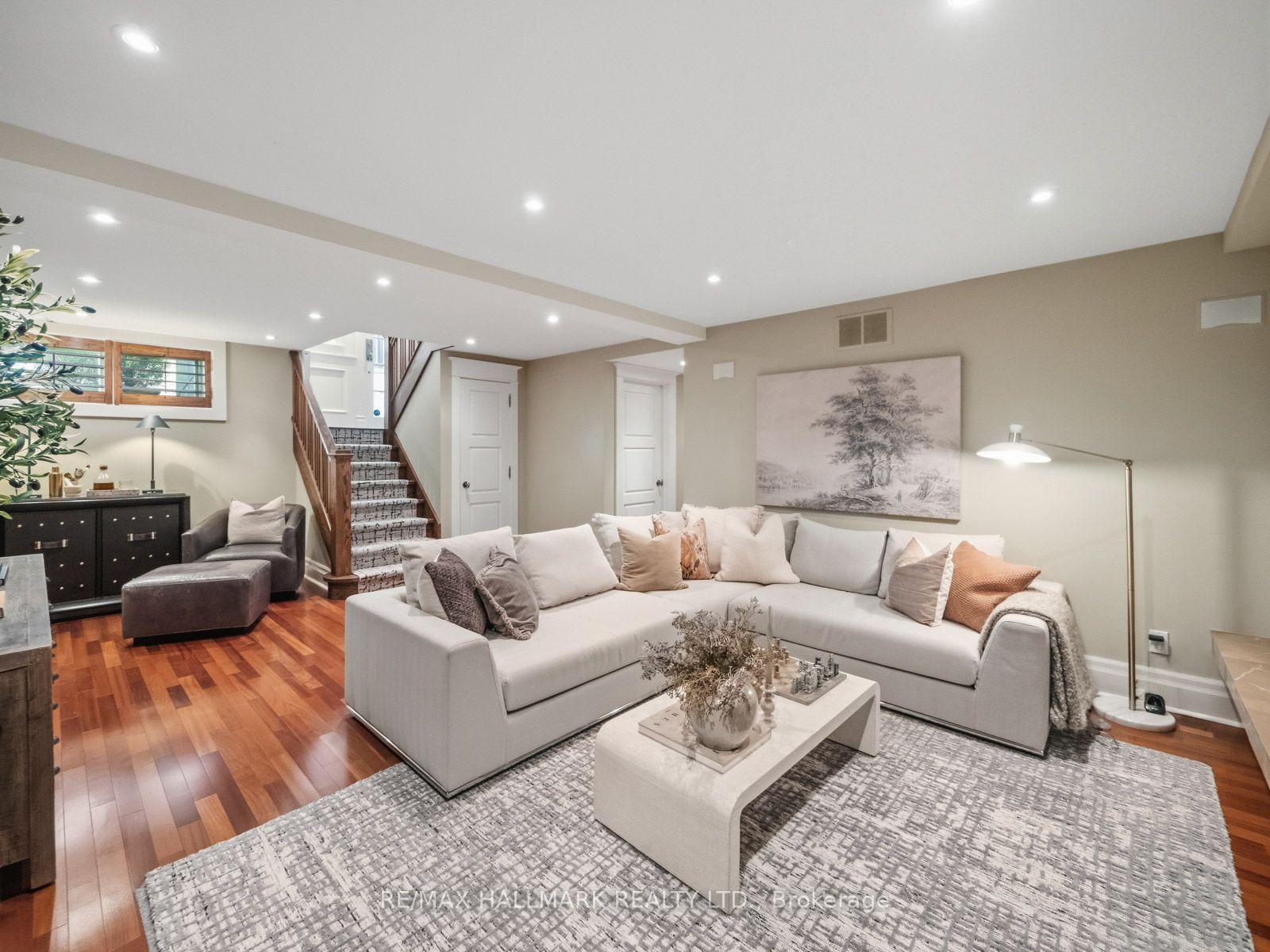 Photo 38 of 14 Pine Crescent, Toronto, The Beaches — HOMEH