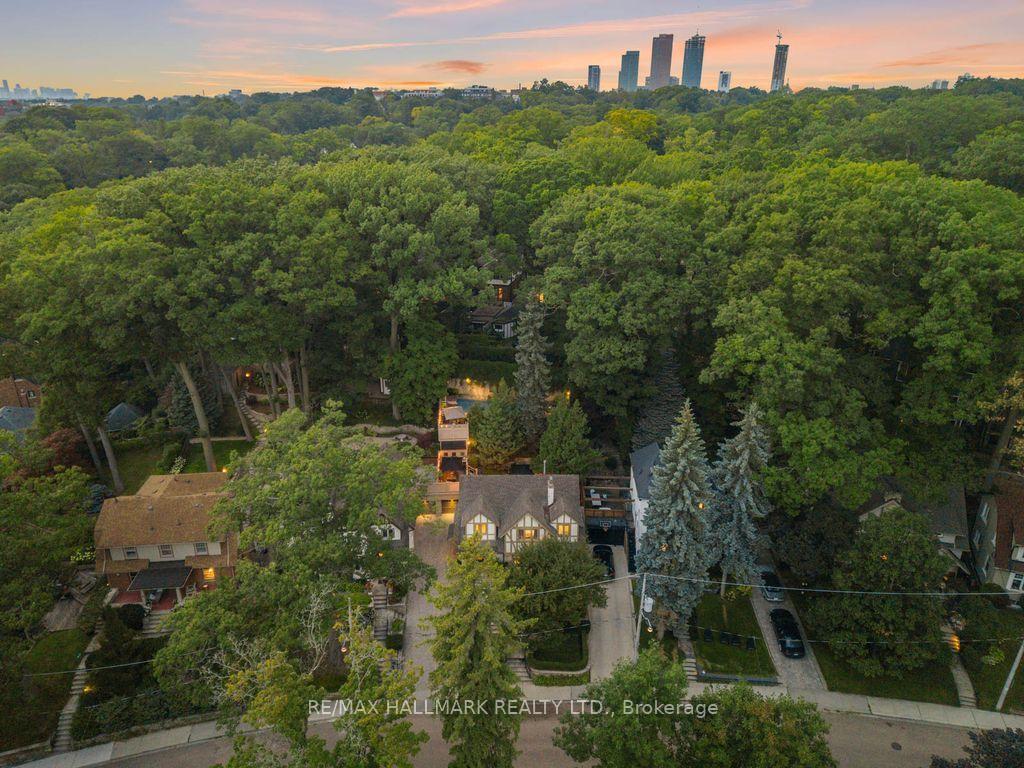 Photo 42 of 14 Pine Crescent, Toronto, The Beaches — HOMEH
