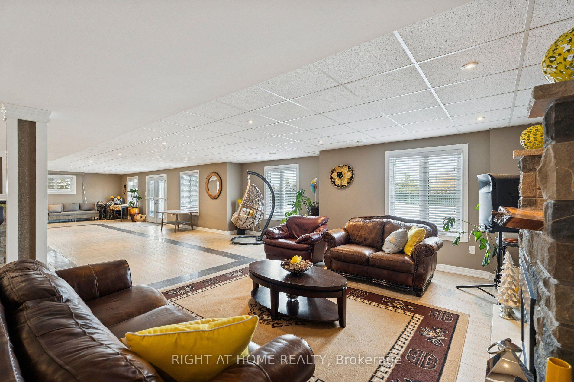 Photo 36 of 10 Brolley Crescent, Essa, Rural Essa — HOMEH