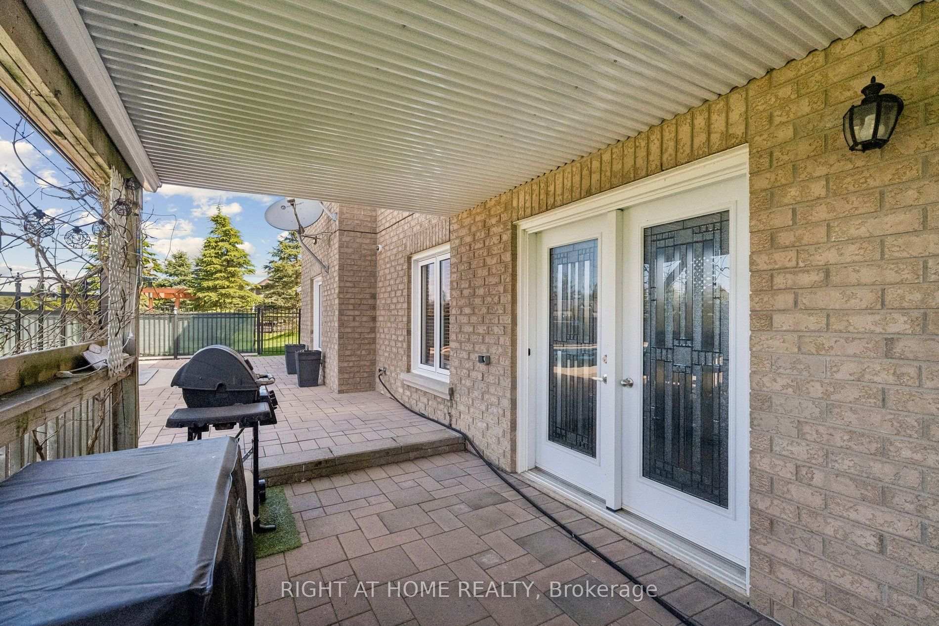 Photo 45 of 10 Brolley Crescent, Essa, Rural Essa — HOMEH