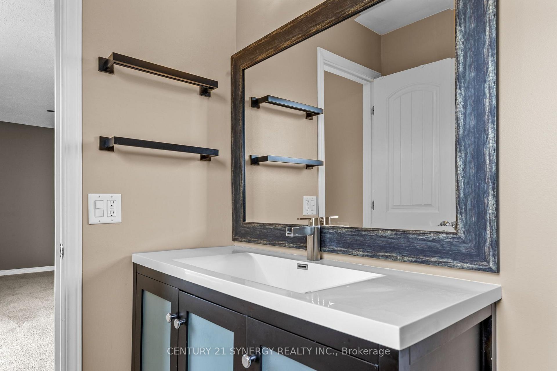 Photo 30 of 1449 Laurin Crescent, Ottawa, Bilberry Creek/Queenswood Heights — HOMEH