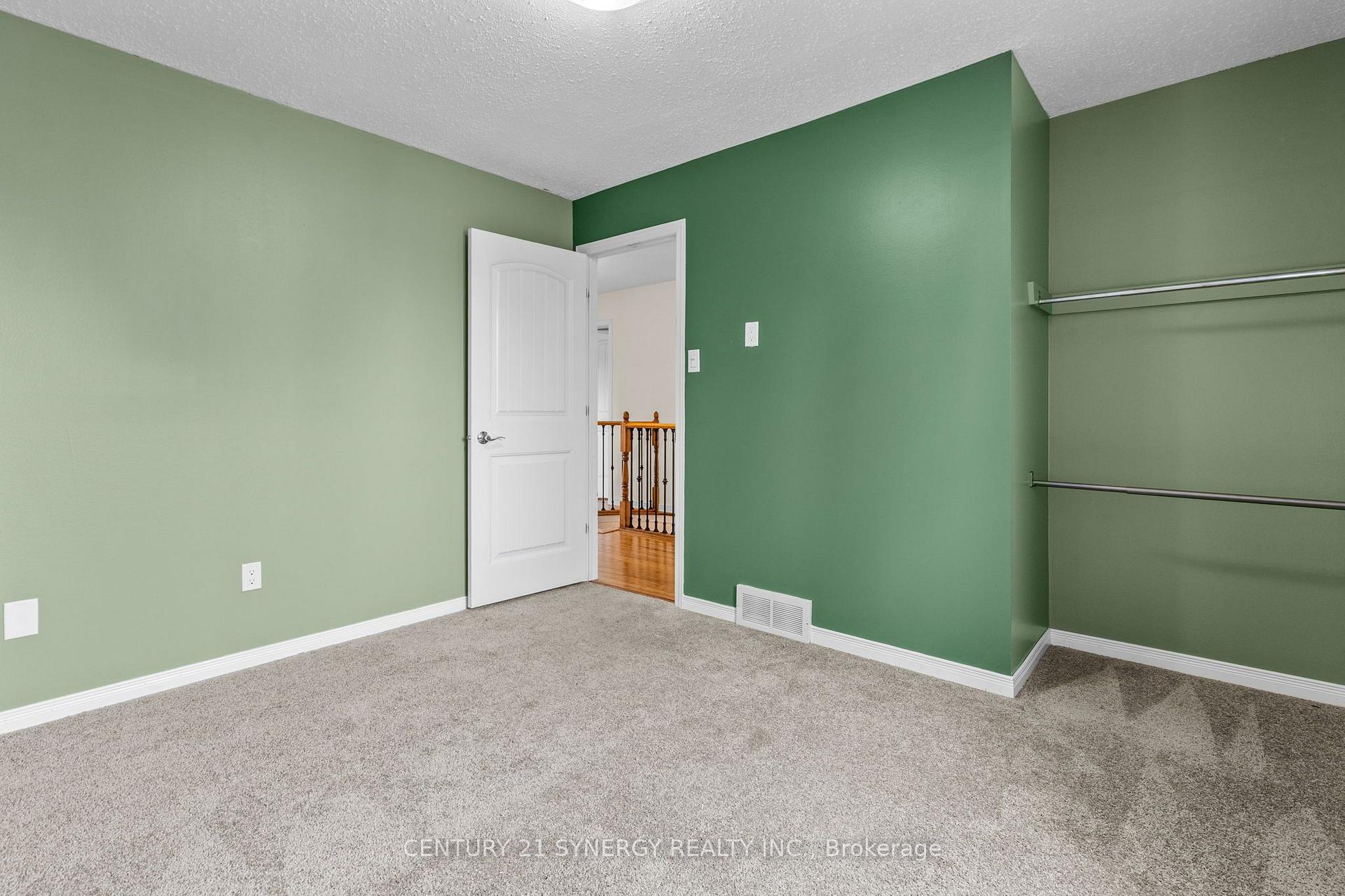 Photo 36 of 1449 Laurin Crescent, Ottawa, Bilberry Creek/Queenswood Heights — HOMEH