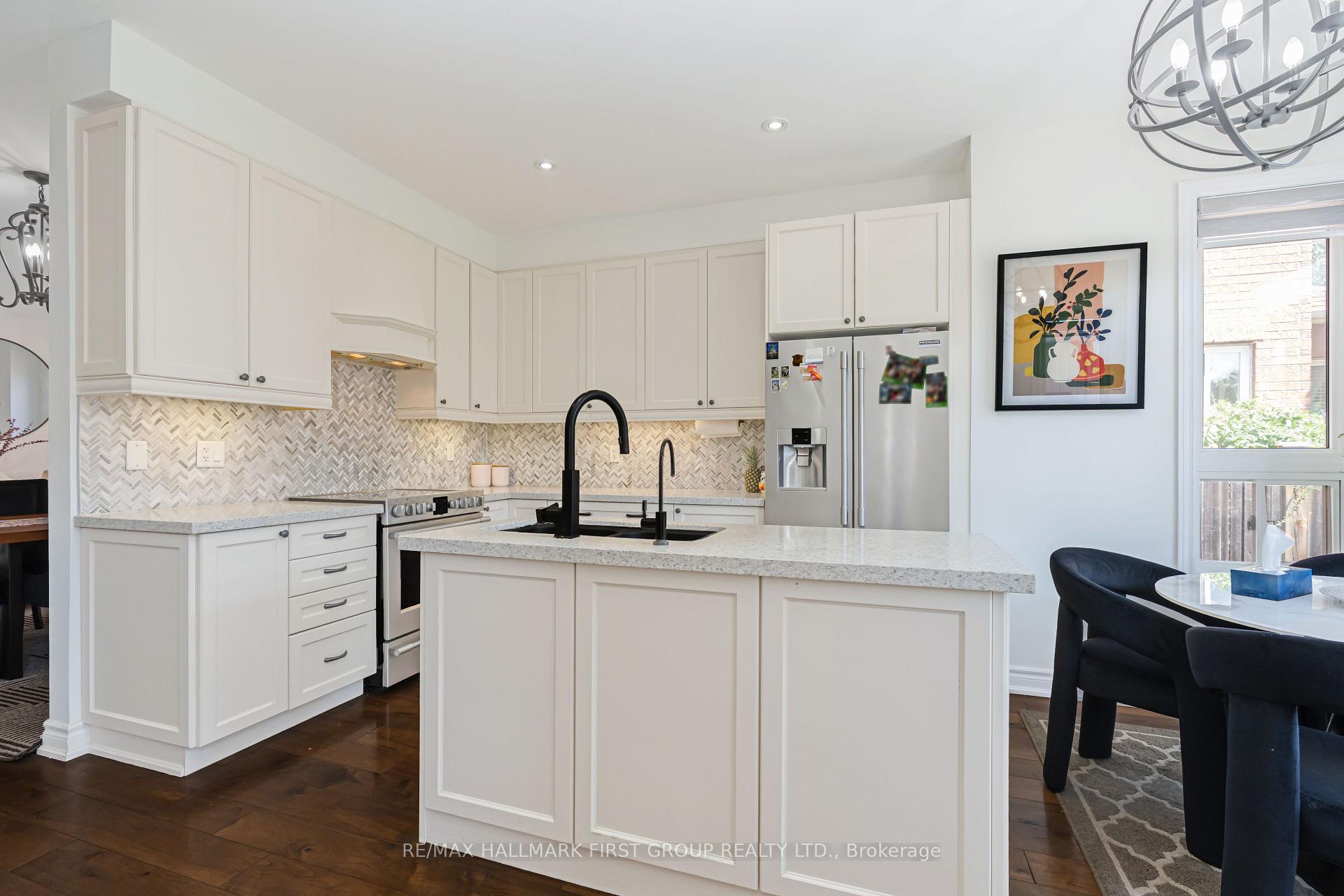 Photo 18 of 15 Hesham Drive, Whitby, Brooklin — HOMEH