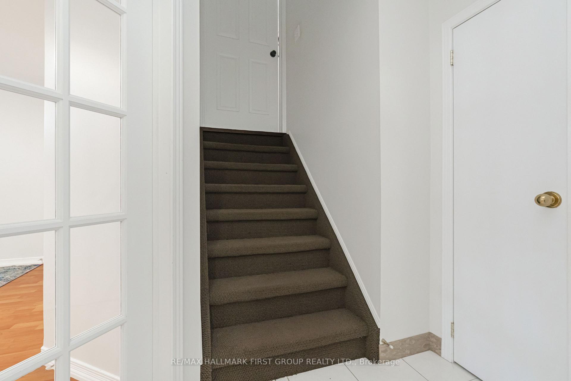 Photo 33 of 15 Hesham Drive, Whitby, Brooklin — HOMEH